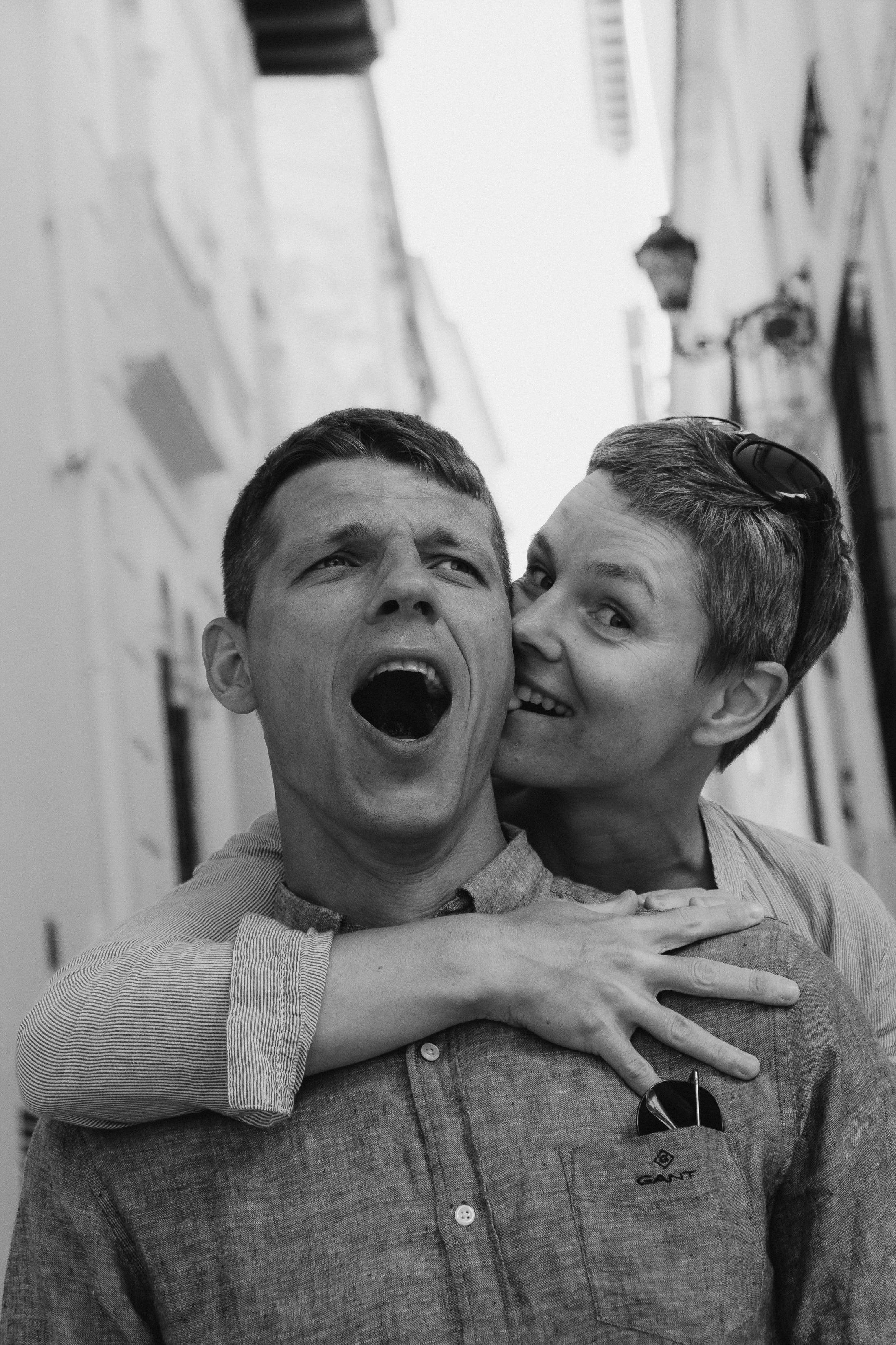 Romantic photo session for lovers in the old town of Altea