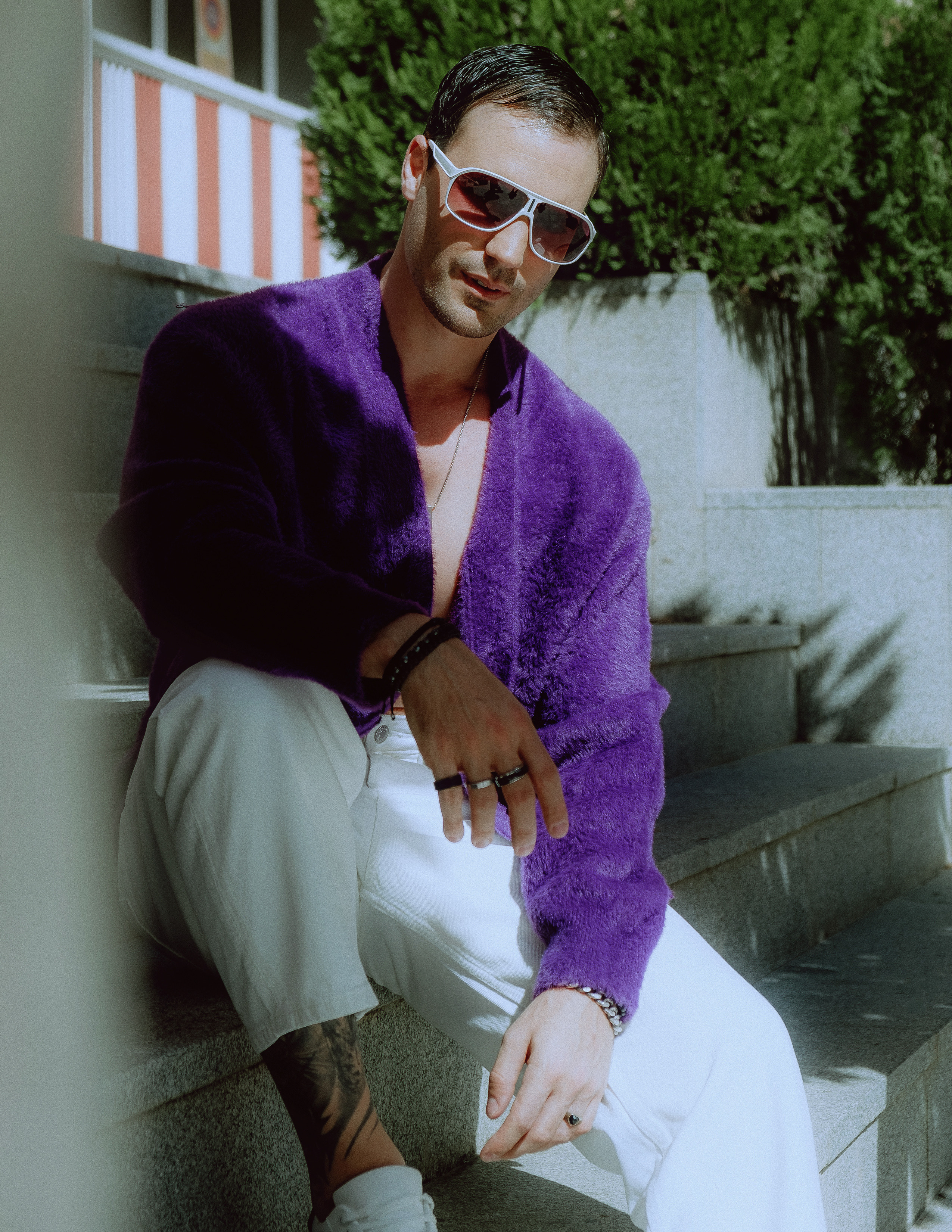 Эффектная фэшн-фотосессия для актера в старом городе Ориуэла — Портретный фотограф в Испании