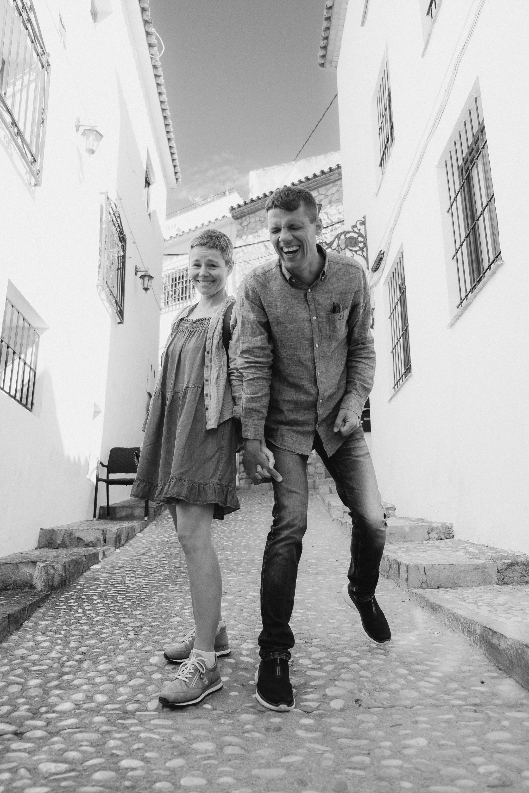 Romantic photo session for lovers in the old town of Altea