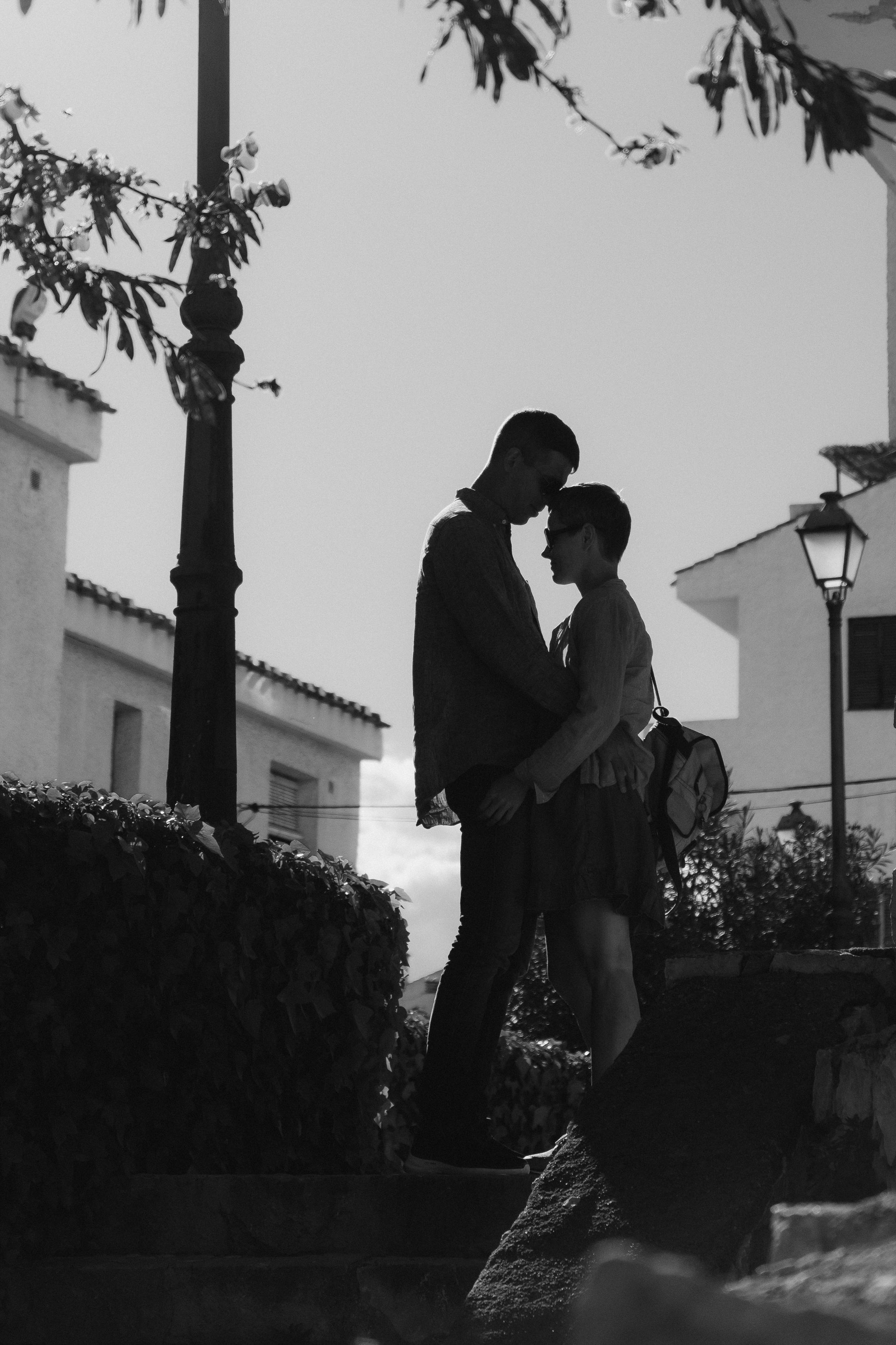 Romantic photo session for lovers in the old town of Altea
