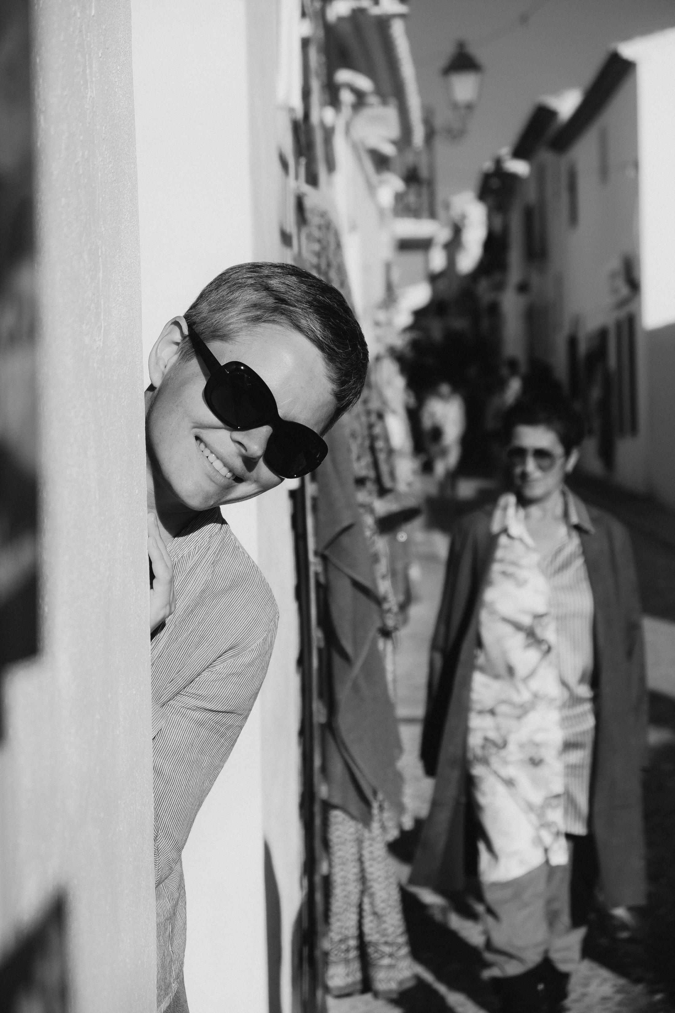 Romantic photo session for lovers in the old town of Altea