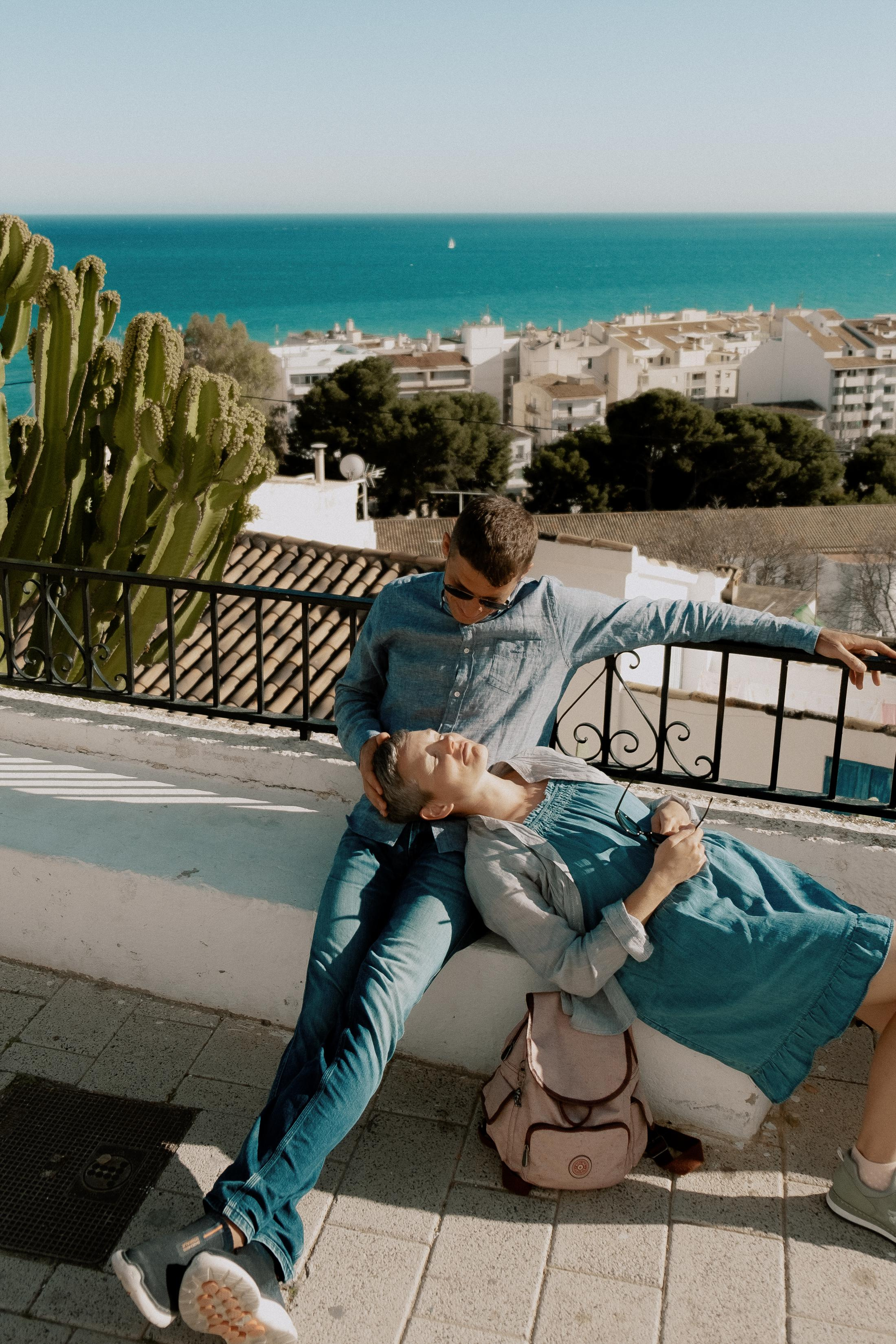 Romantic photo session for lovers in the old town of Altea