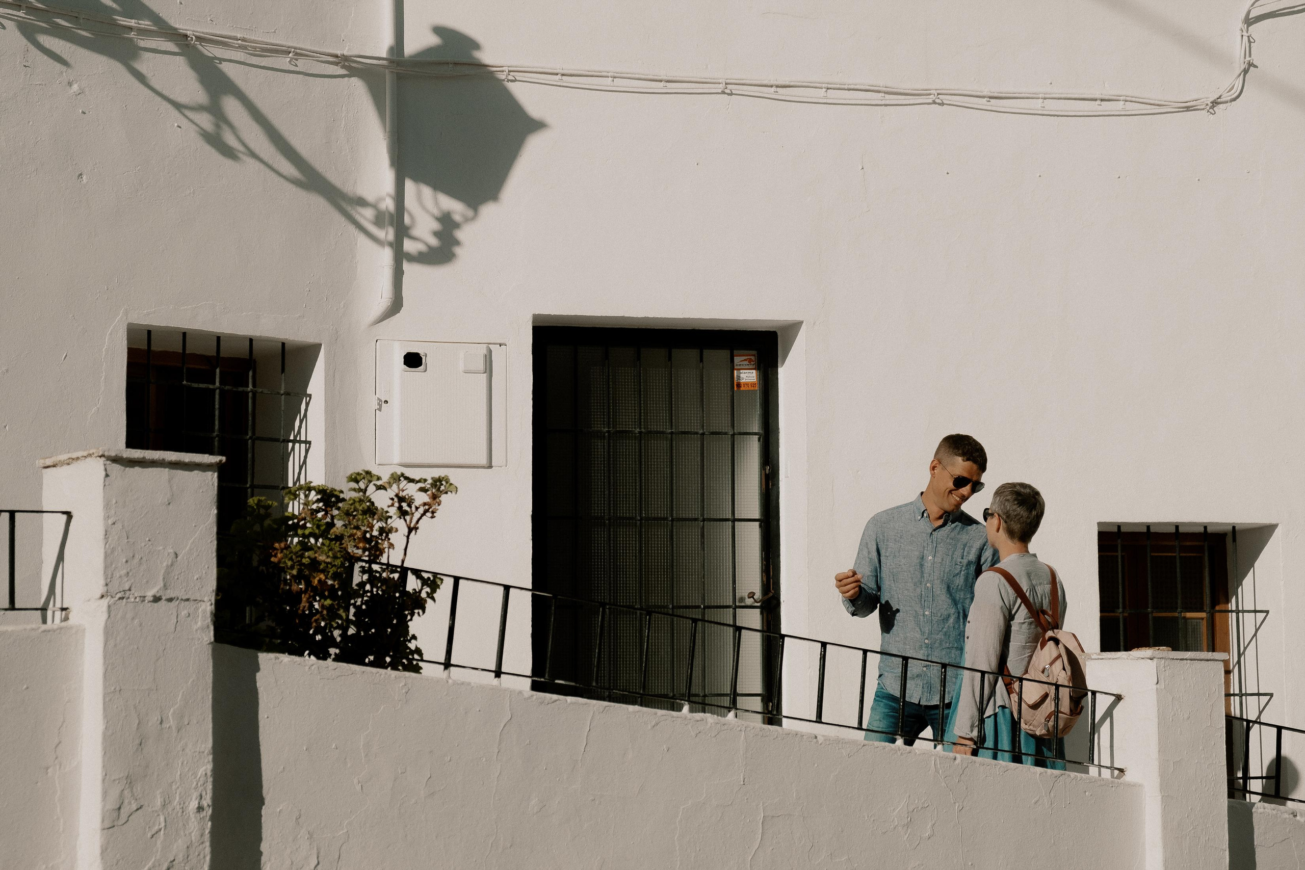 Romantic photo session for lovers in the old town of Altea