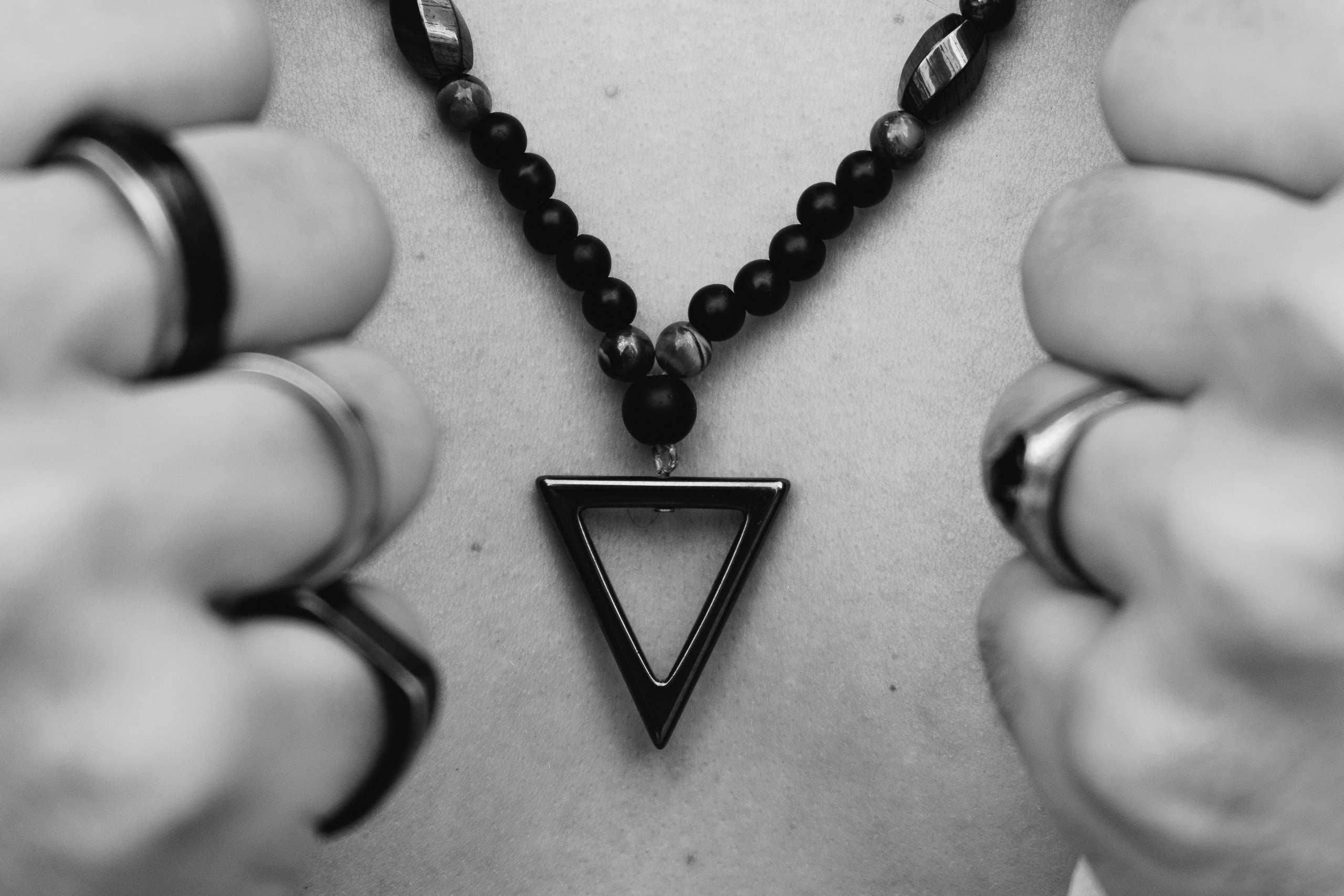 Эффектная фэшн-фотосессия для актера в старом городе Ориуэла — Портретный фотограф в Испании