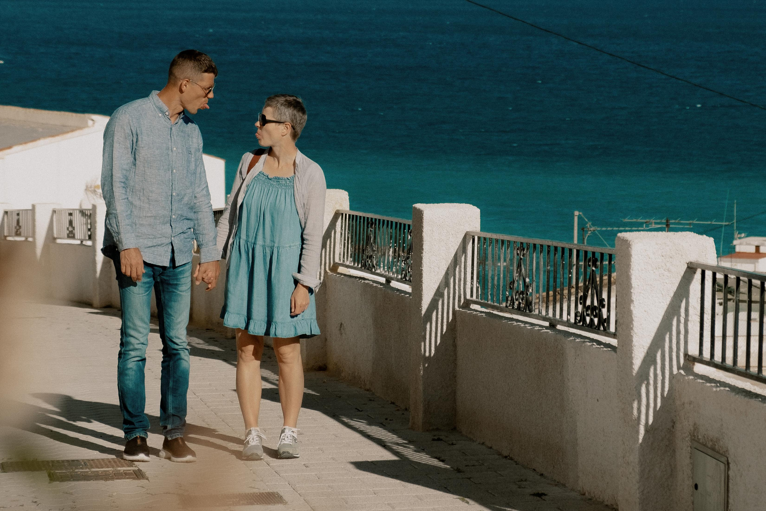 Romantic photo session for lovers in the old town of Altea