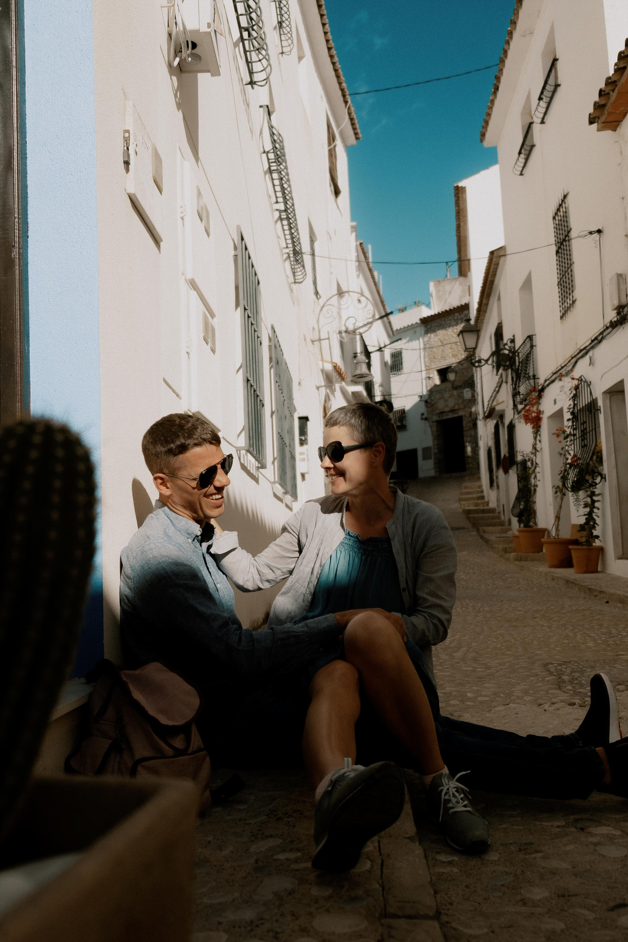 Romantic photo session for lovers in the old town of Altea