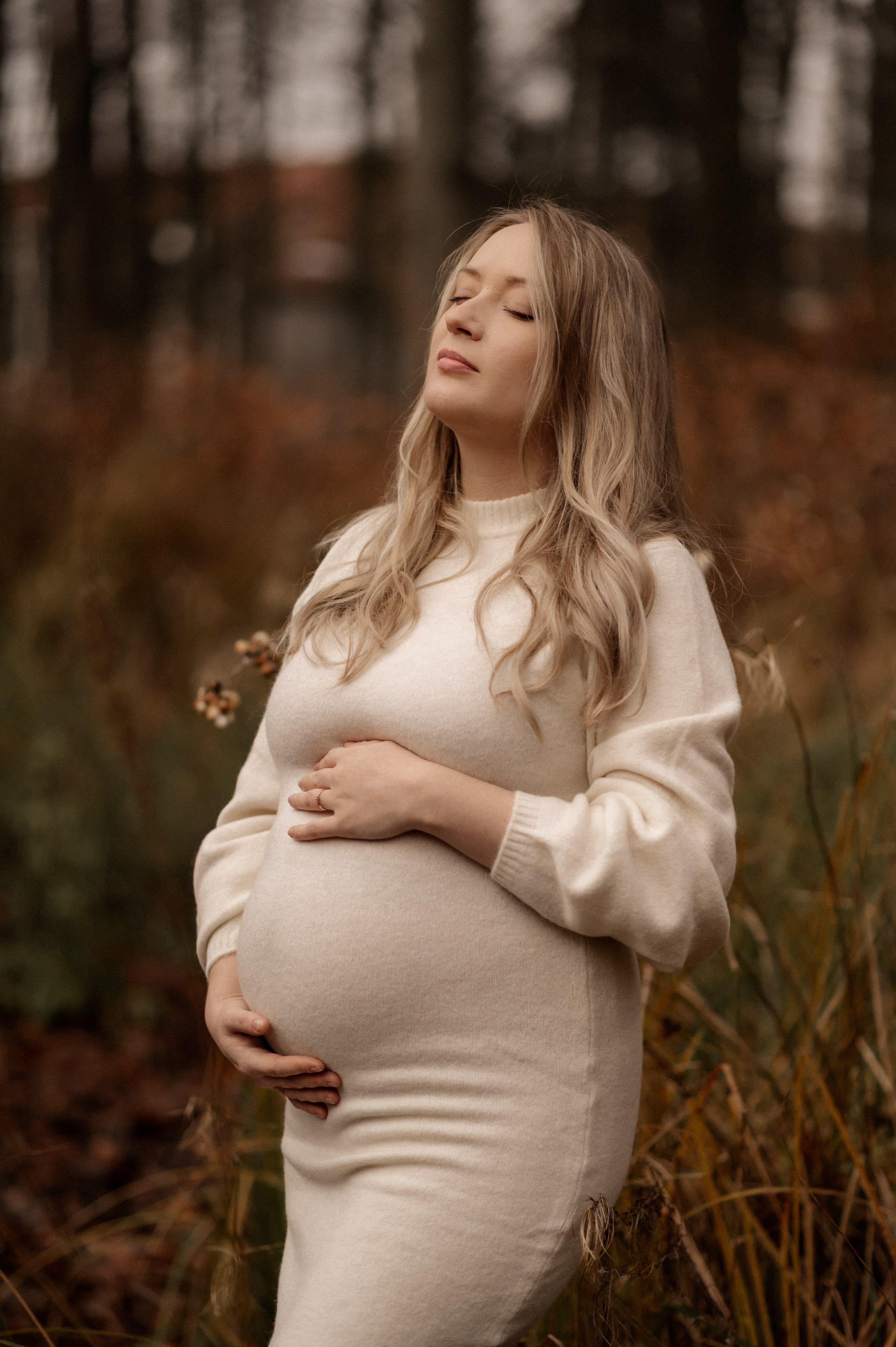 Lifestyle Schwangerschaftsfotos Windsbach – warme Abendsonne