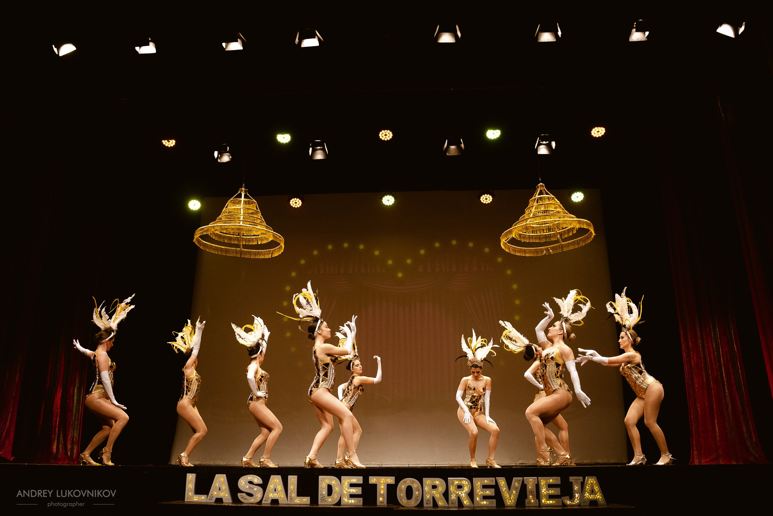 Reportaje fotográfico y rodaje entre bastidores del concierto de La Sal de Torrevieja en España