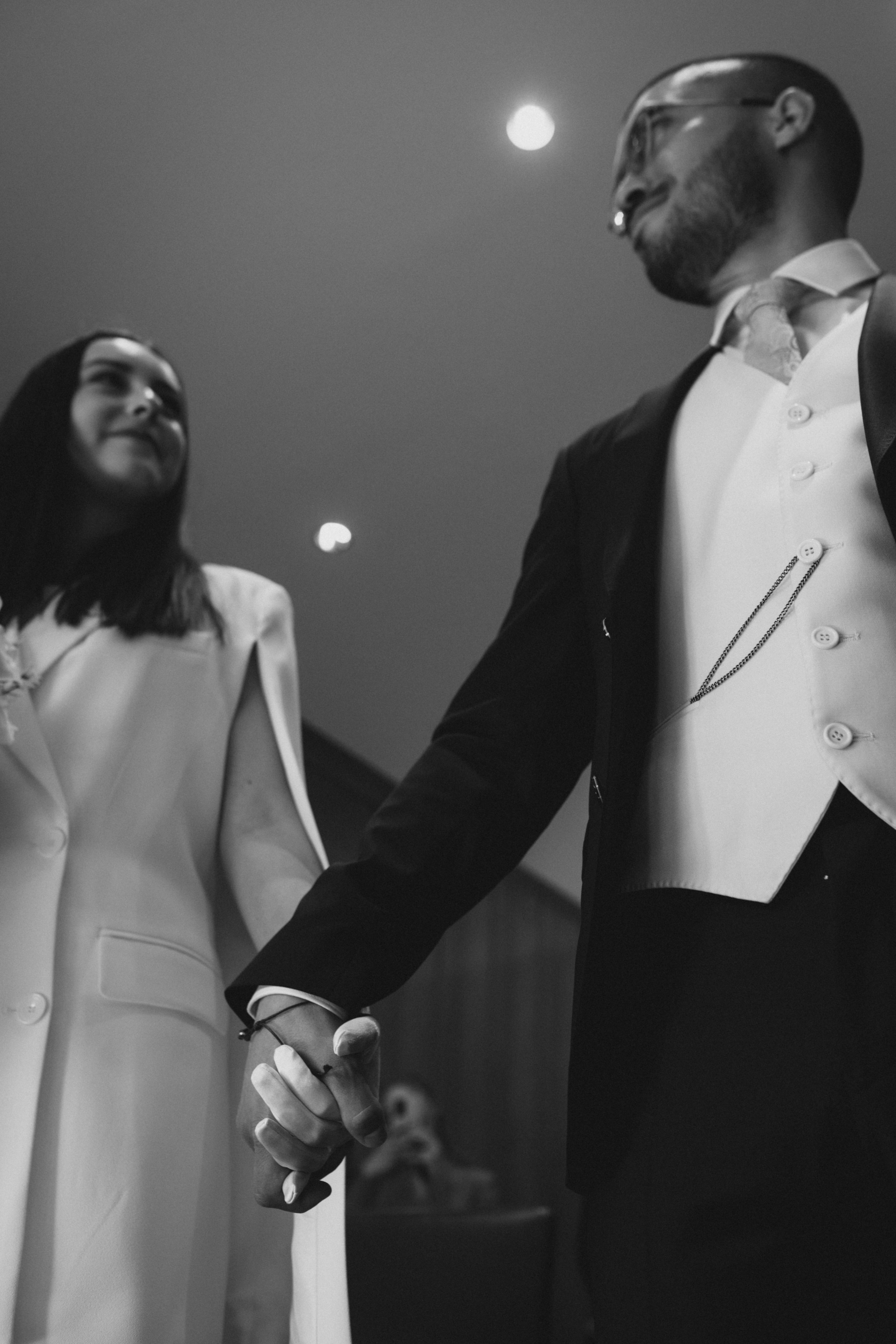 Natürliche und emotionale standesamtliche Trauung in Frankfurt am Main.