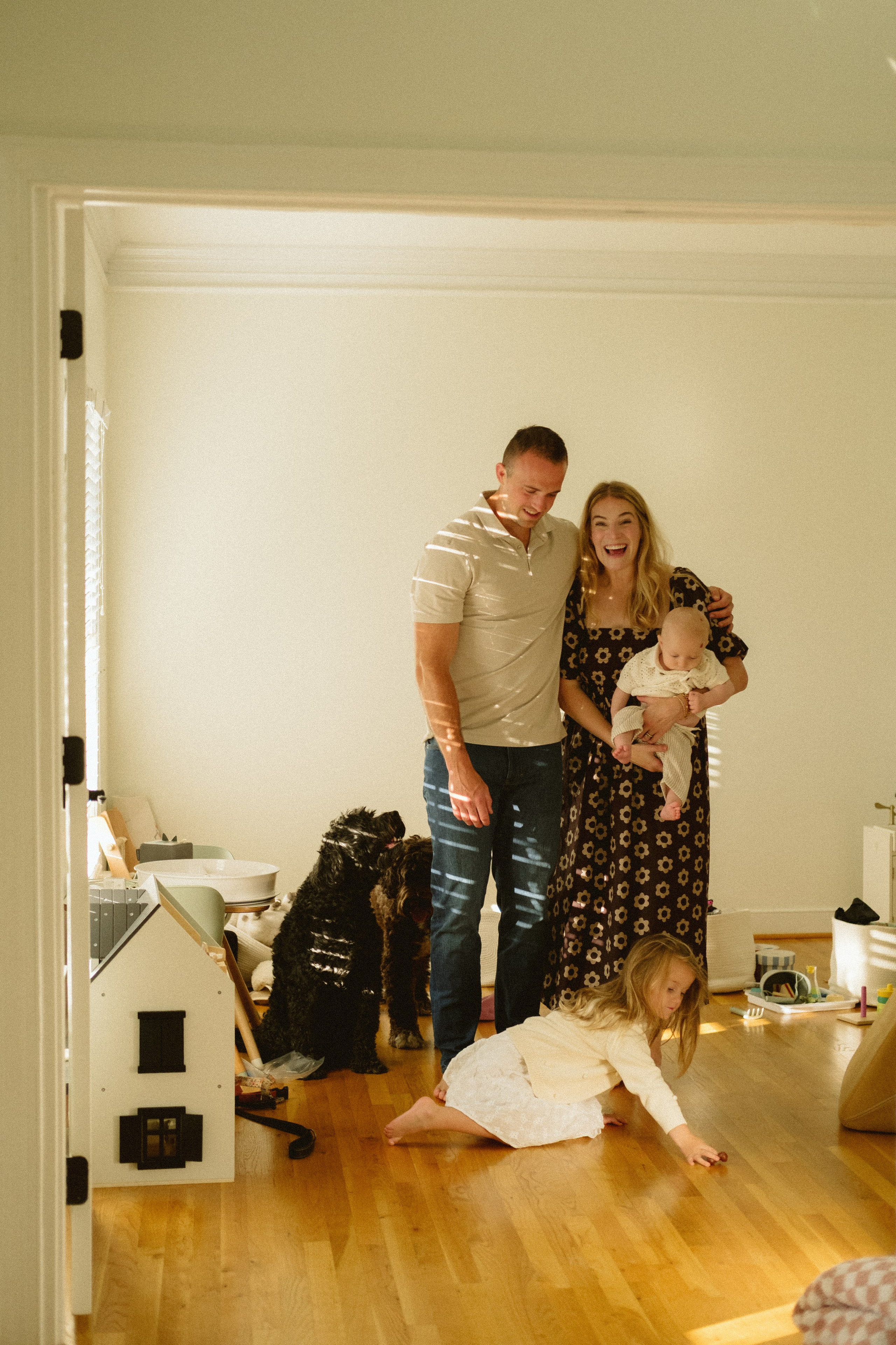 Family Photography Portfolio | Artistic & Documentary Family Sessions in Richmond, VA. Family Photographer Anna Dobrovolskaia | Richmond, VA