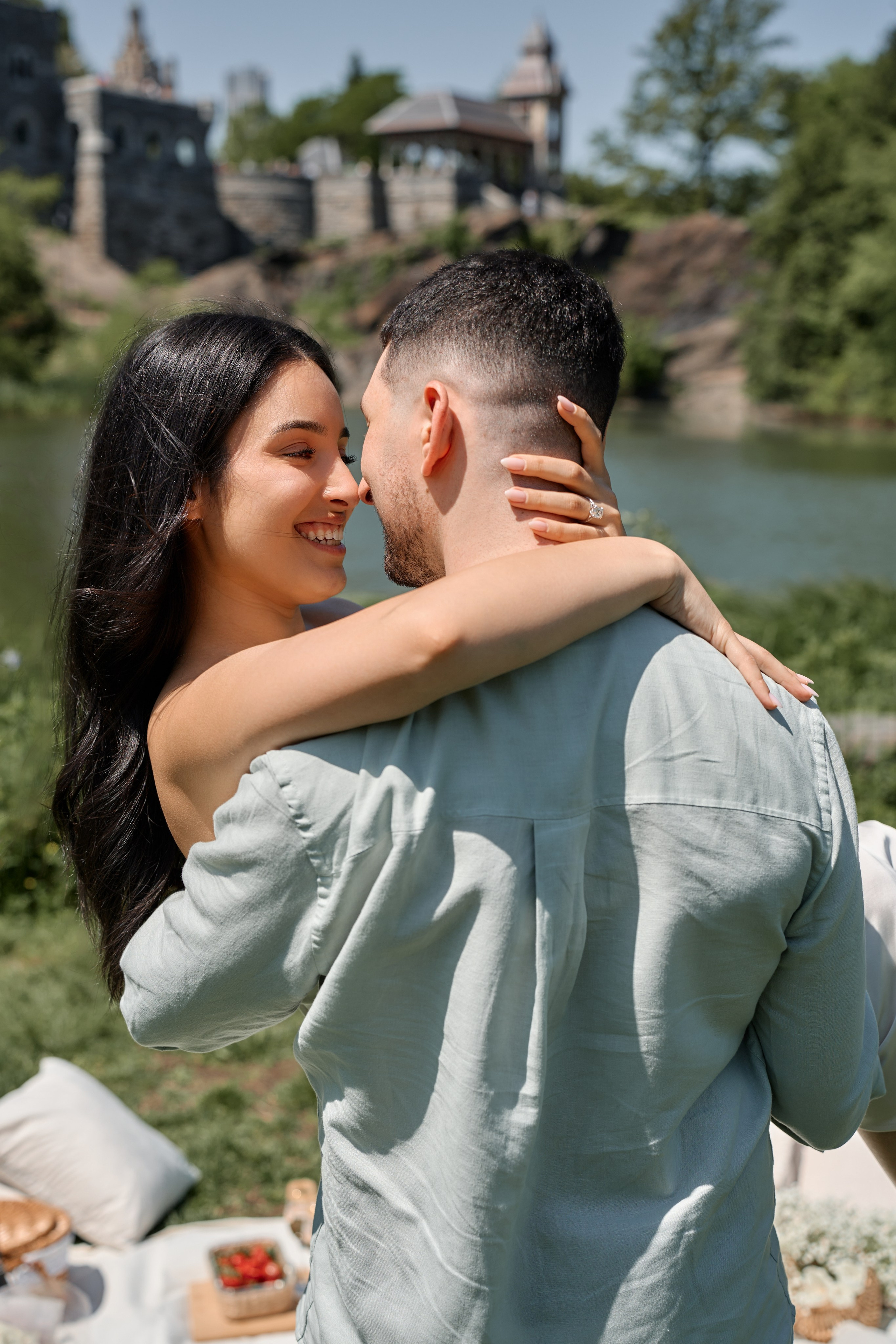 Surprise Proposal in New York. Professional Wedding and event photographer USA New York