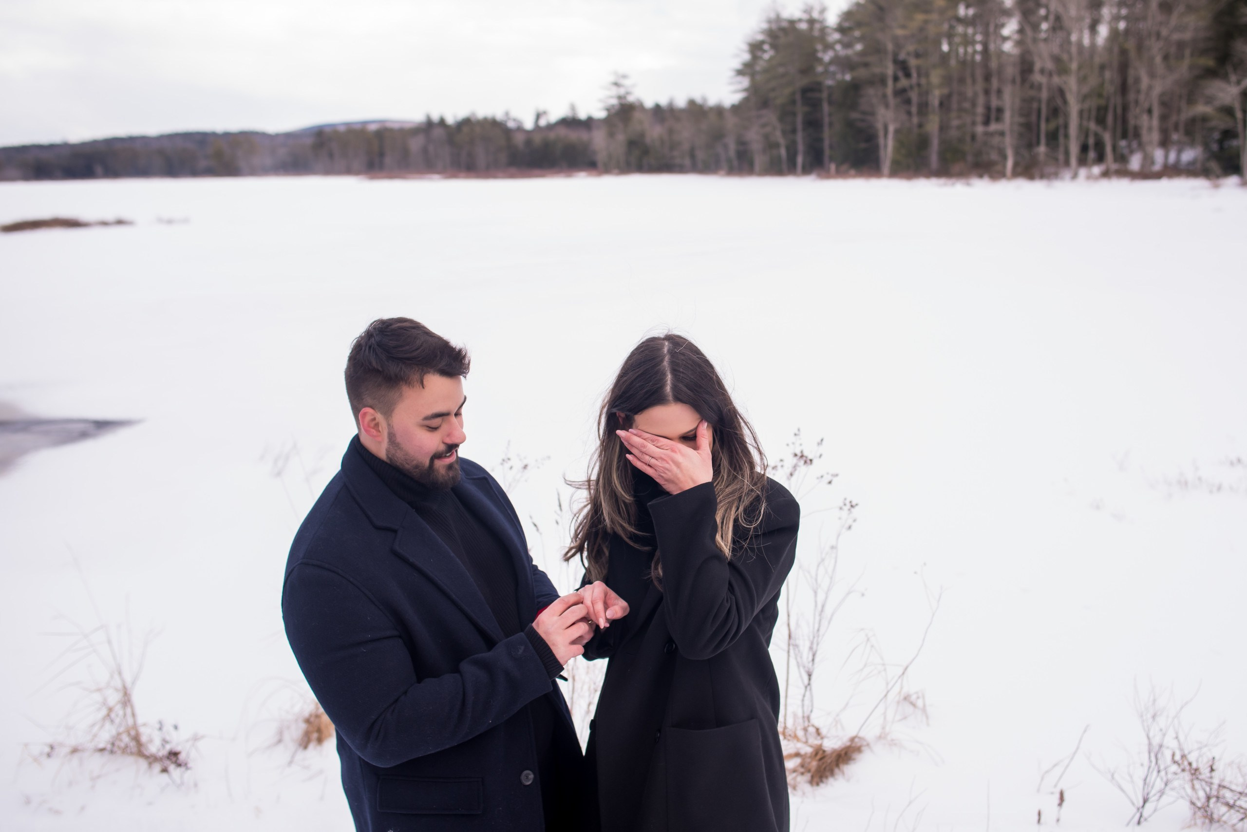 A Love Story in the Snow: Photo Shoot and Surprise Proposal. Wedding photographer in Orlando, Boston & New York Anderson Marques