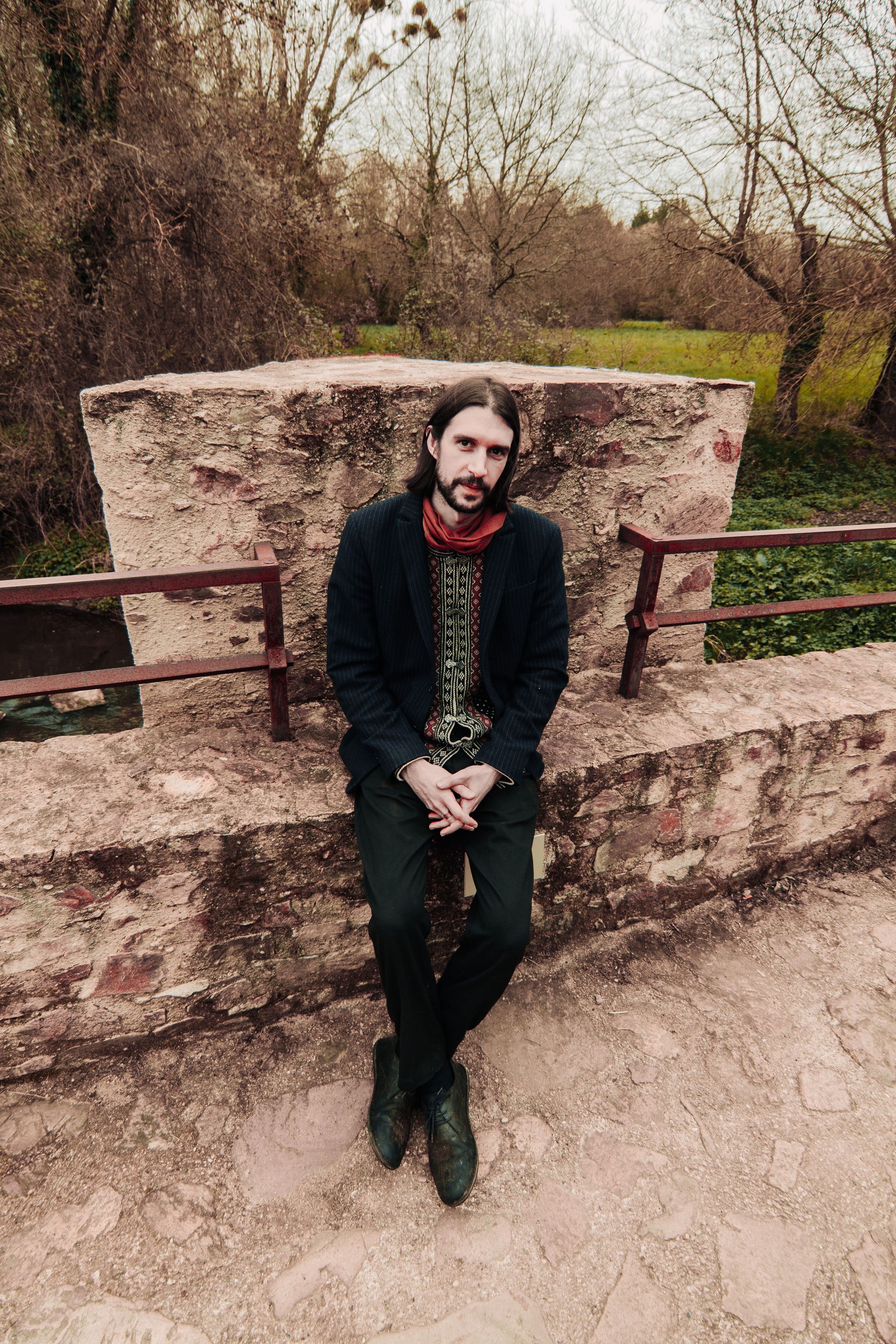 Photos d’artiste Alexis Paul. Photographe professionnelle à Poitiers, Tours et Châtellerault | Studio photo entre Poitiers et Tours – portraits, familles, entreprises, ma