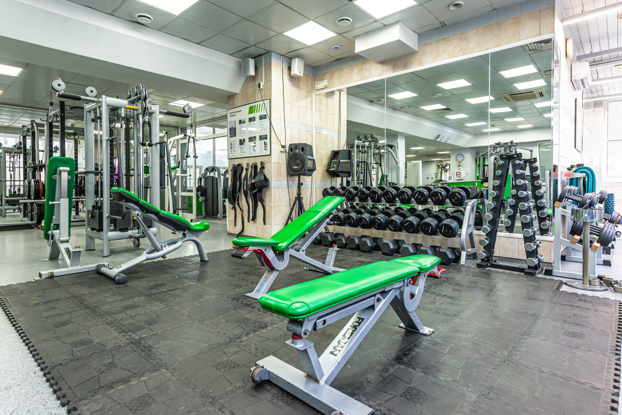 Фитнес-клуб X-fit Речной вокзал. PHOTOGRAPHER QUINTANA ROO