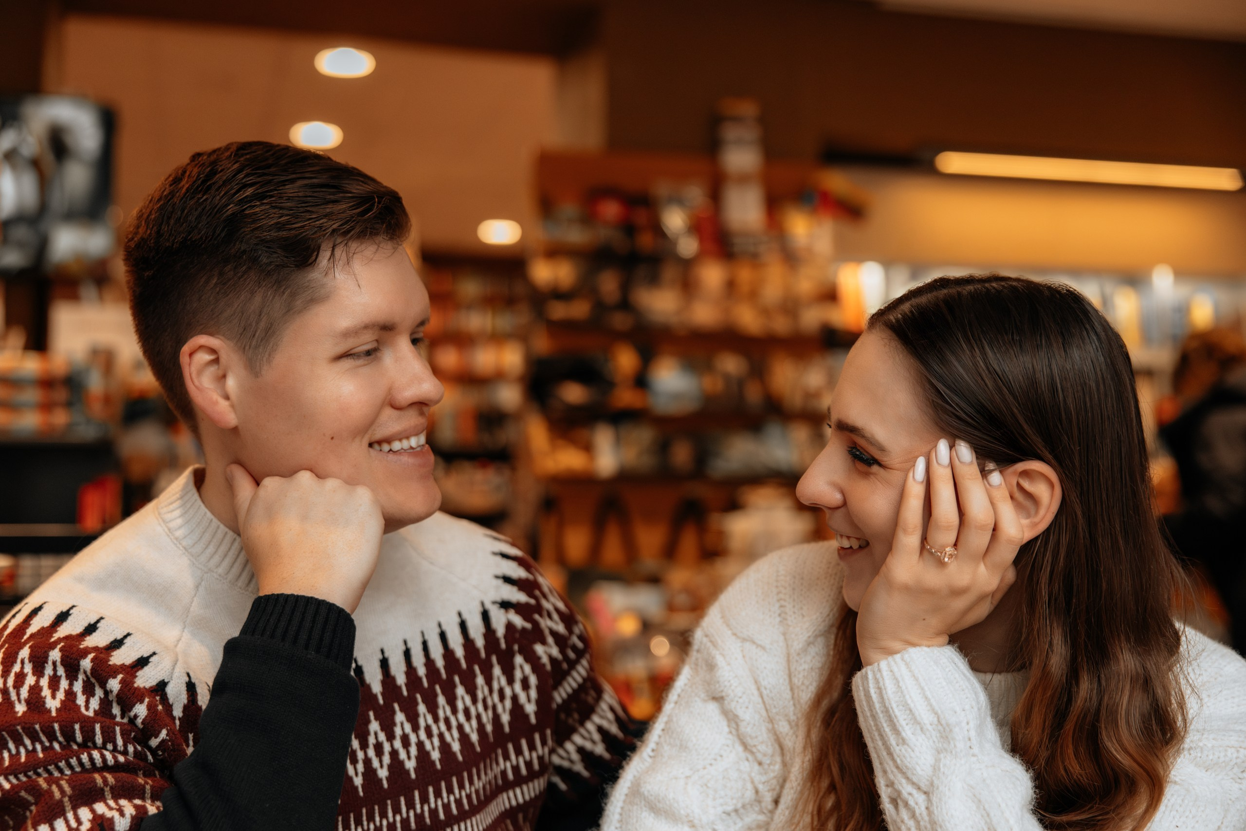 Top geriausių kavinių sąrašas Vilniuje — vietos įspūdingoms fotosesijoms. Framed by Evelina | Vestuvių fotografė