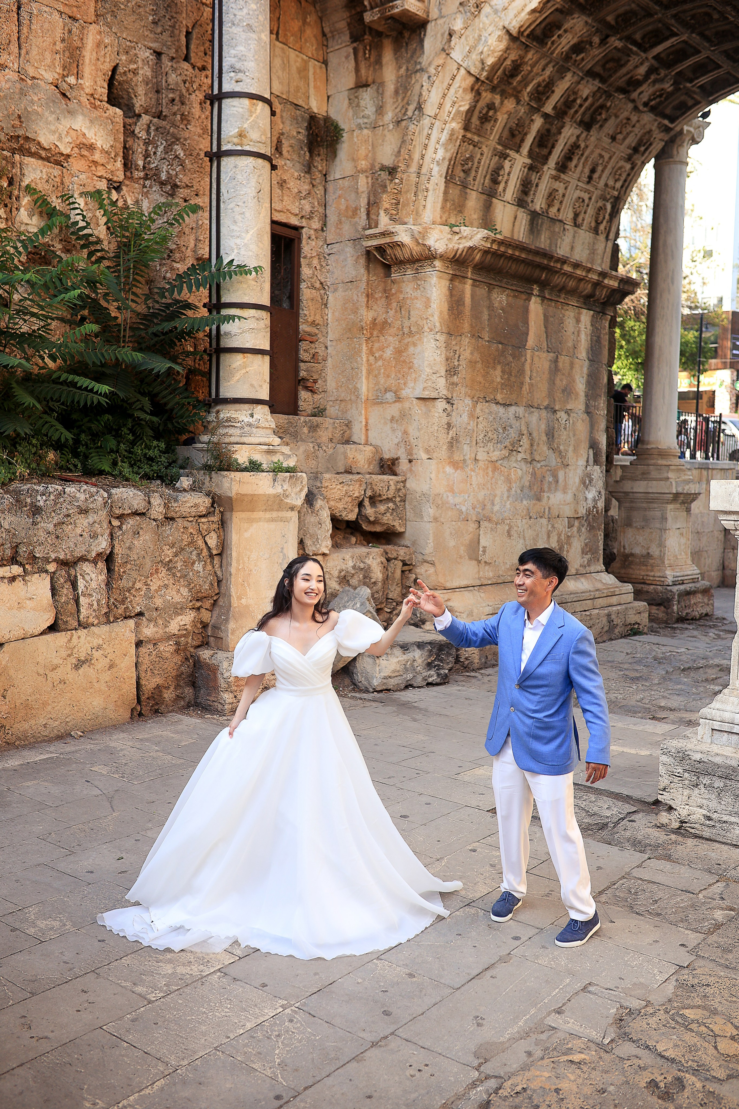 Photoshooting in old town of Antalya. Photographer in Turkey, Antalya, Kemer, Belek, Side, Kas, Fethiye
