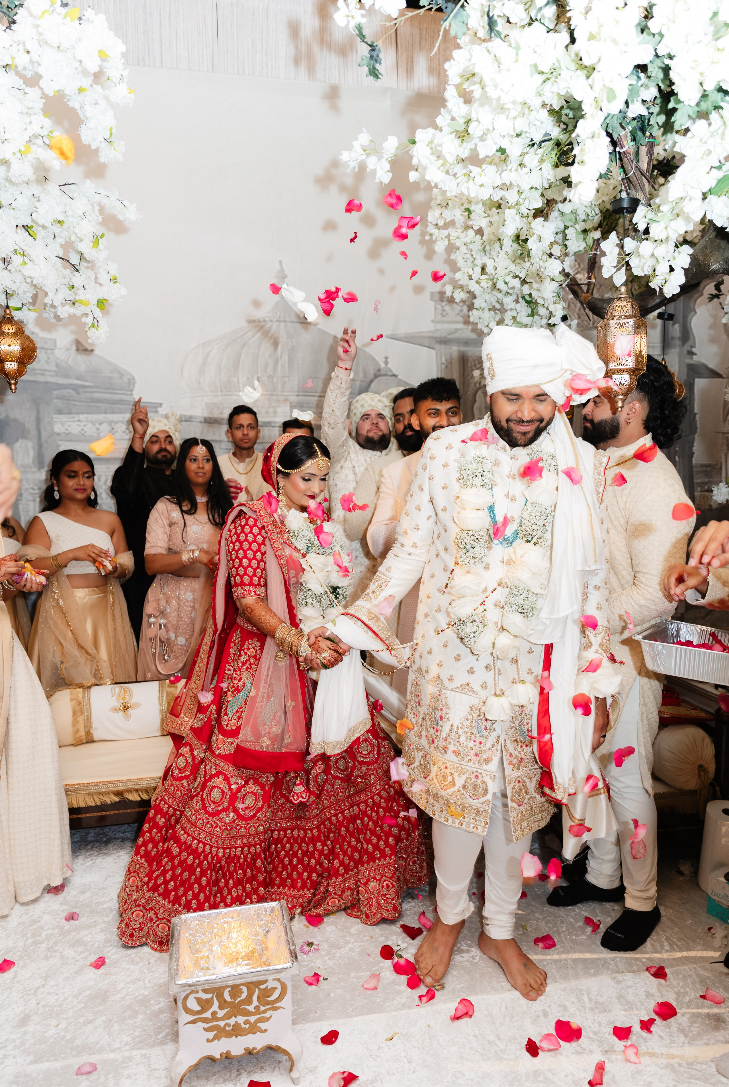A Sacred Hindu Celebration of Love, Ritual, and Tradition. YES I DO PRODUCTION — Wedding photography&videography