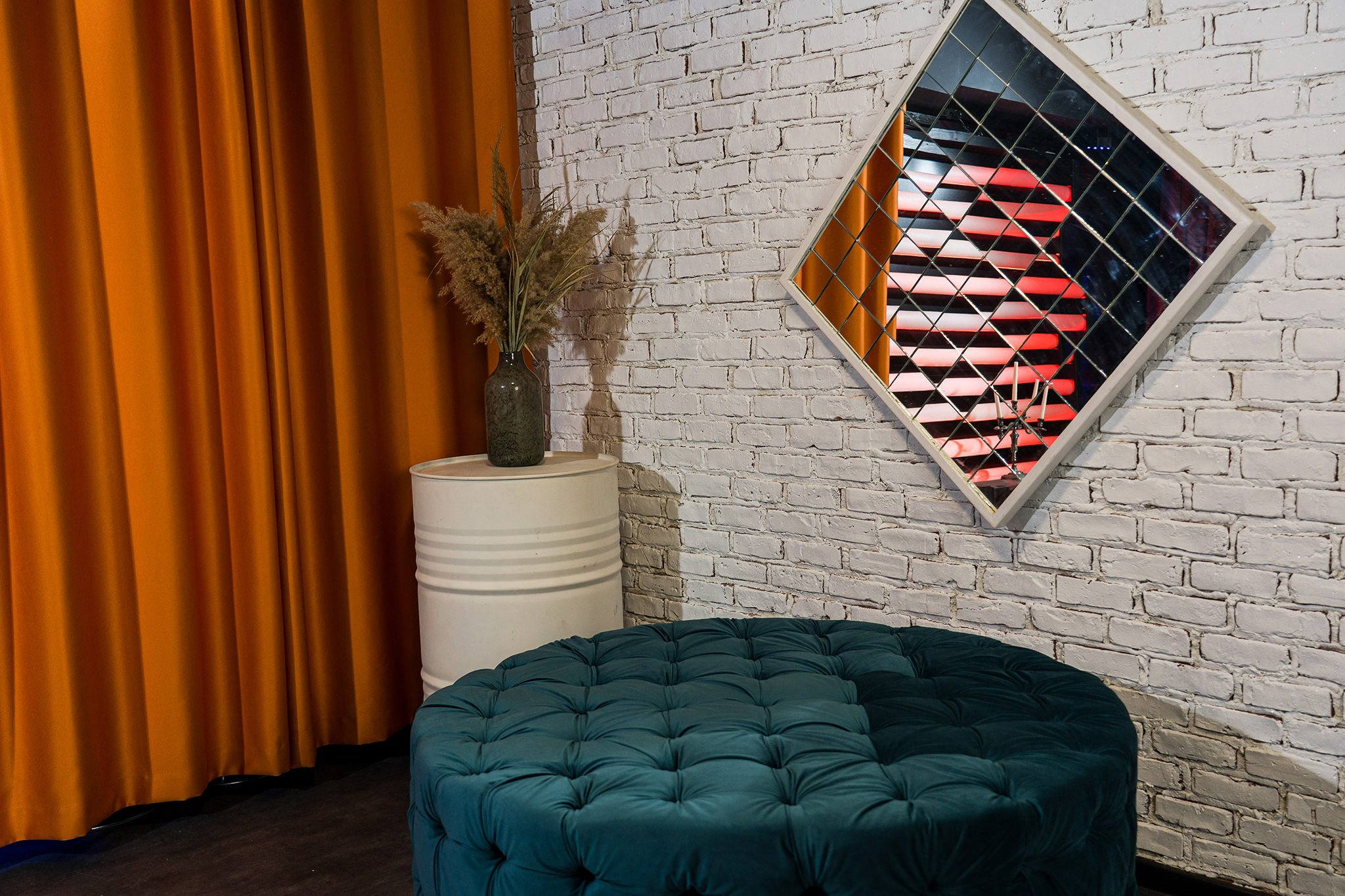 Prezentare studio foto personal Galati. Setup decoruri. Studio foto Galati sexy — boudoir fotograf freelancer Florin Costache