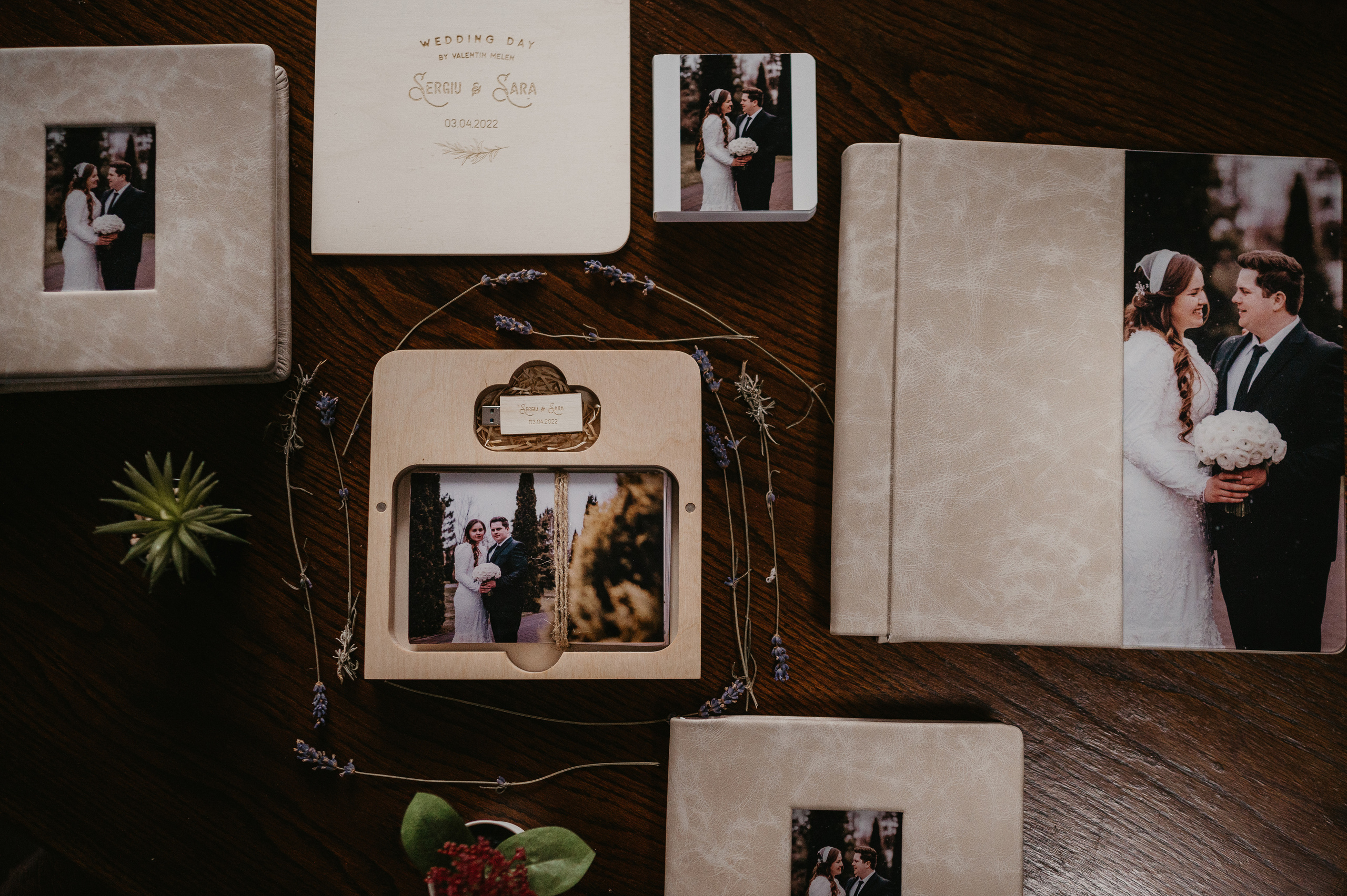 Albume foto - Wedding Box din lemn. Valentin Melen - fotograf de nunta 🤍