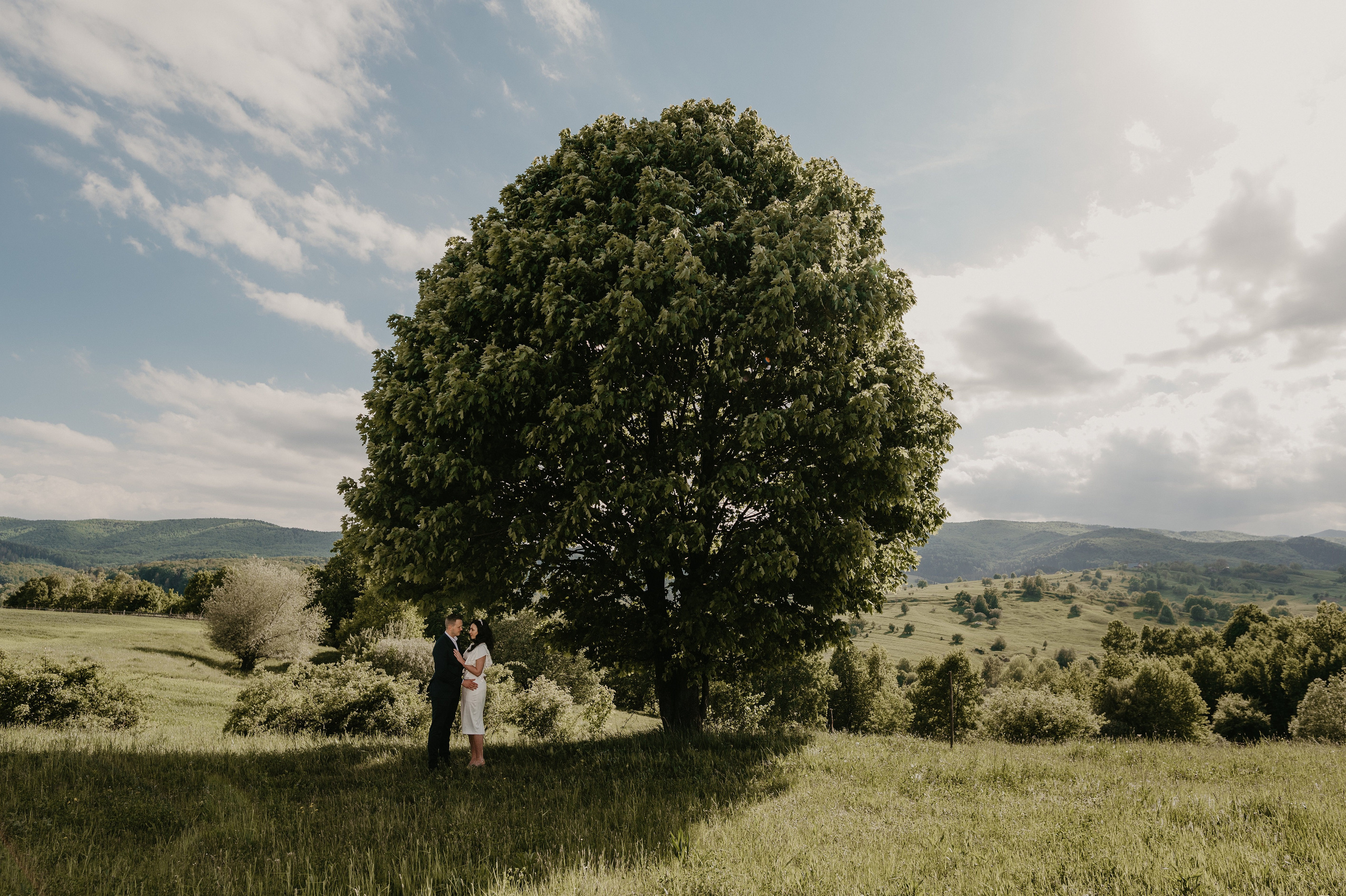 Bogdan & Estera. Valentin Melen - fotograf de nunta 🤍