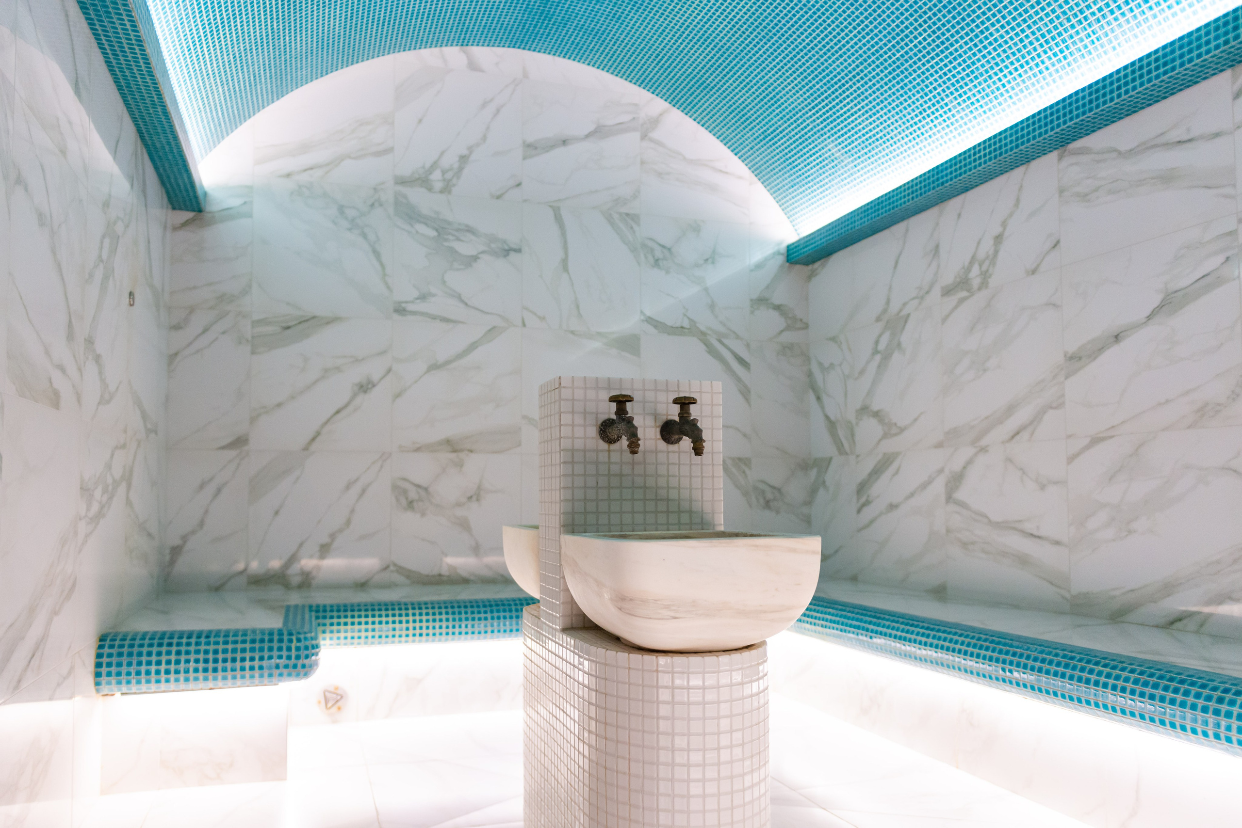 Фитнес-клуб DDX Fitness в ТЦ Июнь Мытищи. ФОТОГРАФ МЕКСИКА КИНТАНА-РОО