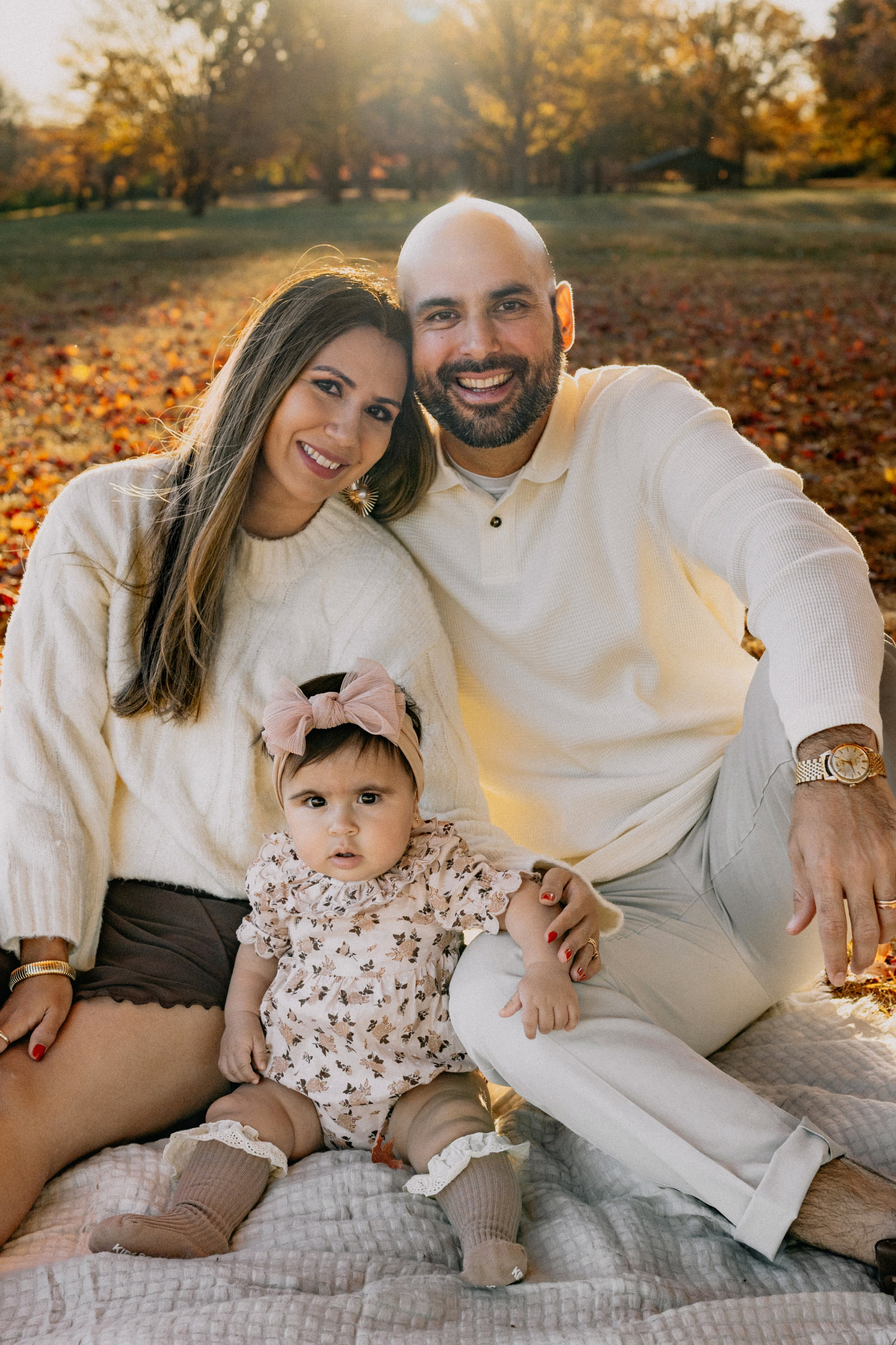 Fall Family Photography – Warm & Cozy Outdoor Session. Alisa Tant — Family and newborn photographer Bucks County, Montgomery county, Philadelphia, NJ