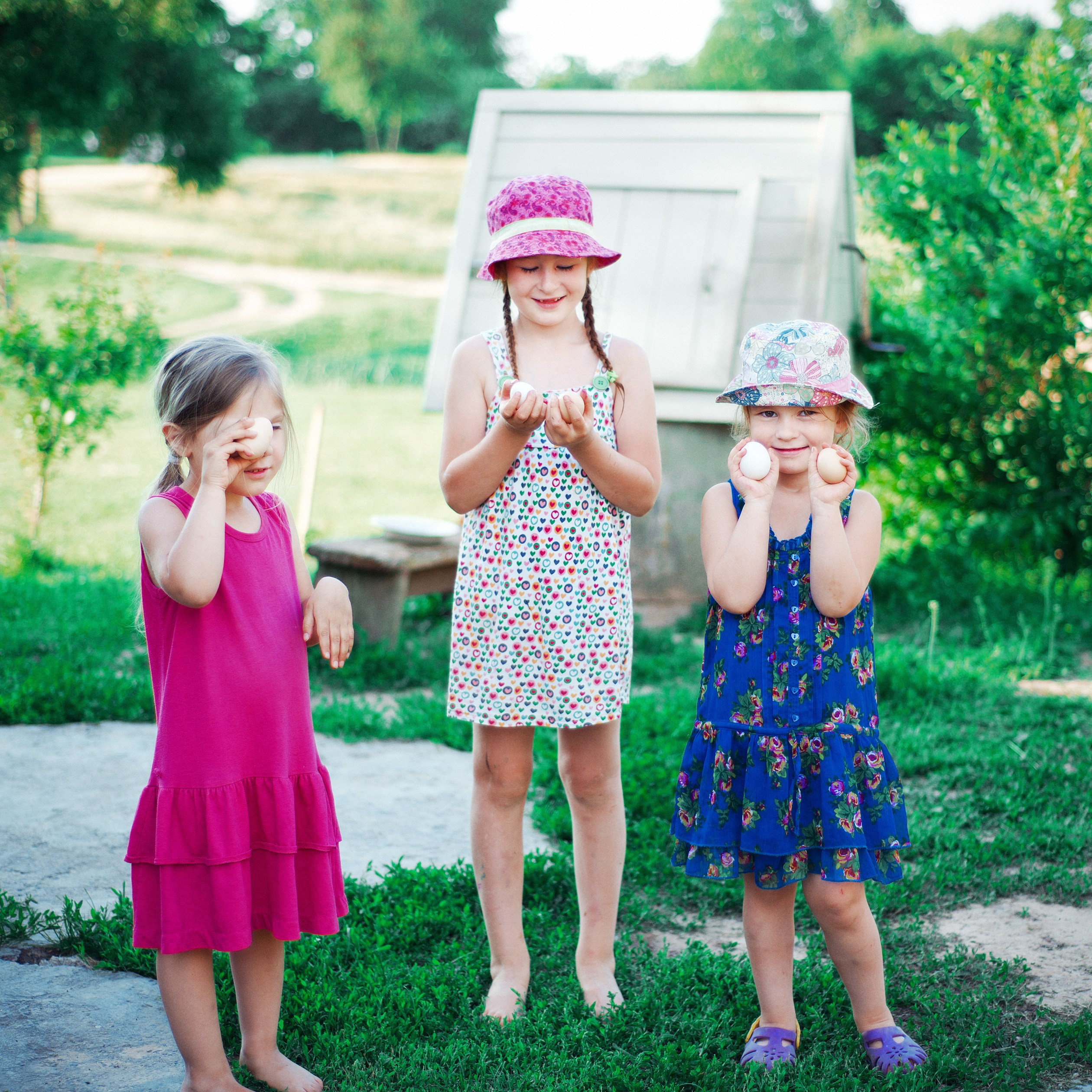 Nėštumo, laukimo, šeimos, vaikų, porų fotosesija fotografavimas. Šeimos fotografas Vilnius Trakai kaina fotografė personal.lt photogrpahy kainos šeima, vaikai profesionali natūrali meninė reportažinė klasikinė fotosesija gamtoje namuose