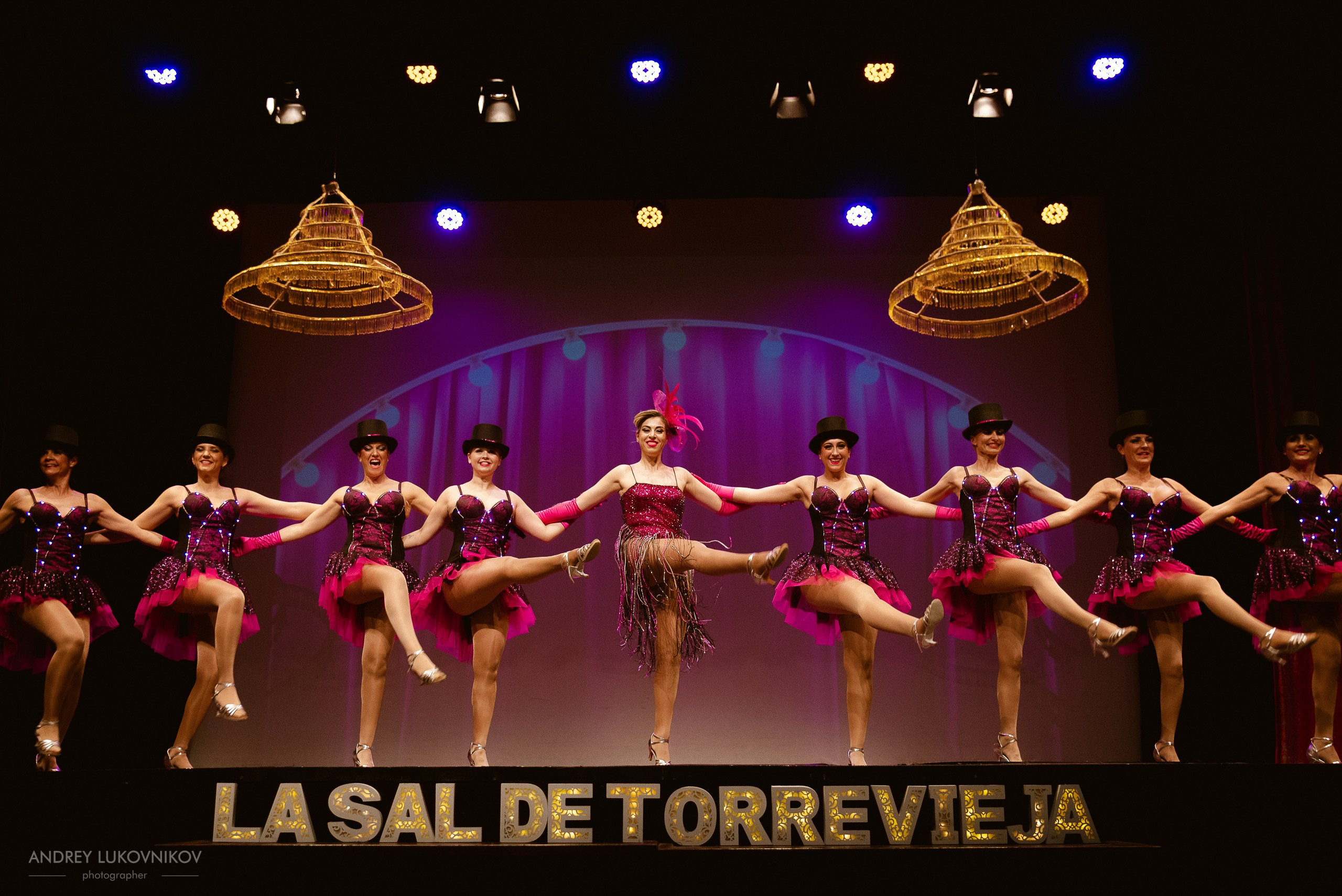 Reportaje fotográfico y rodaje entre bastidores del concierto de La Sal de Torrevieja en España