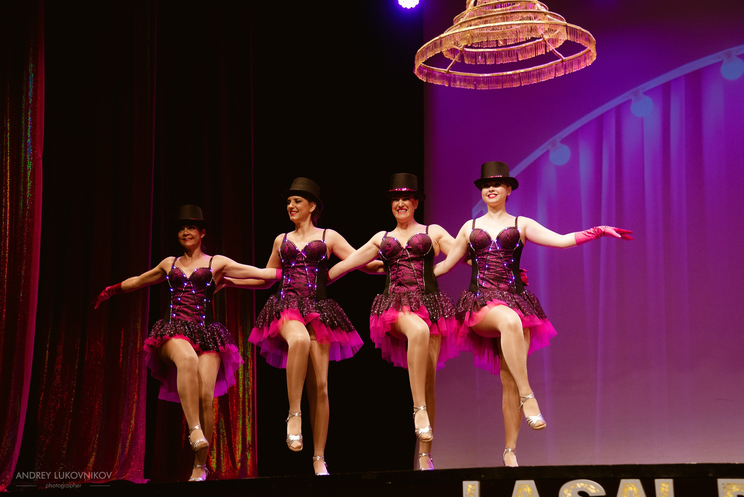 Reportaje fotográfico y rodaje entre bastidores del concierto de La Sal de Torrevieja en España