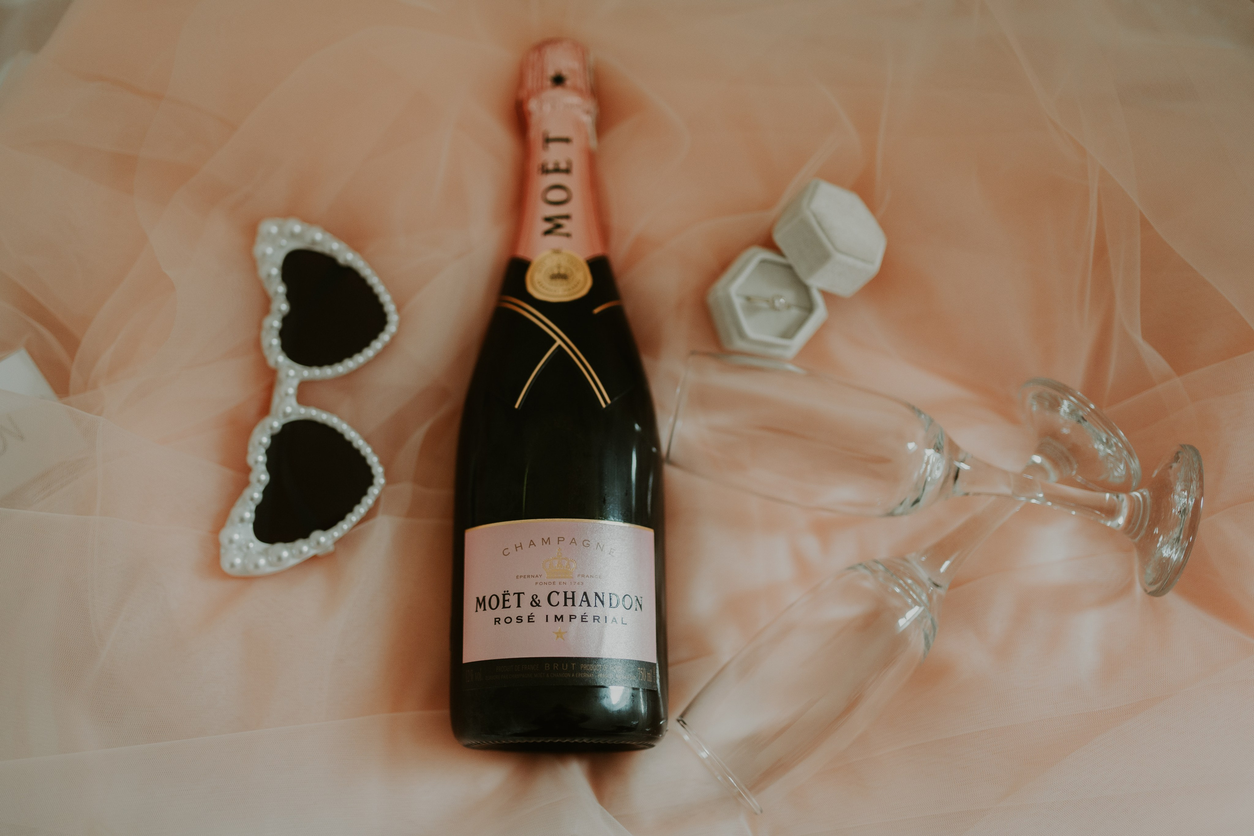 Trzy Drzewa: wspaniała uroczystość Wiktorii i Kamila. Karkowskafoto - fotografia miłości