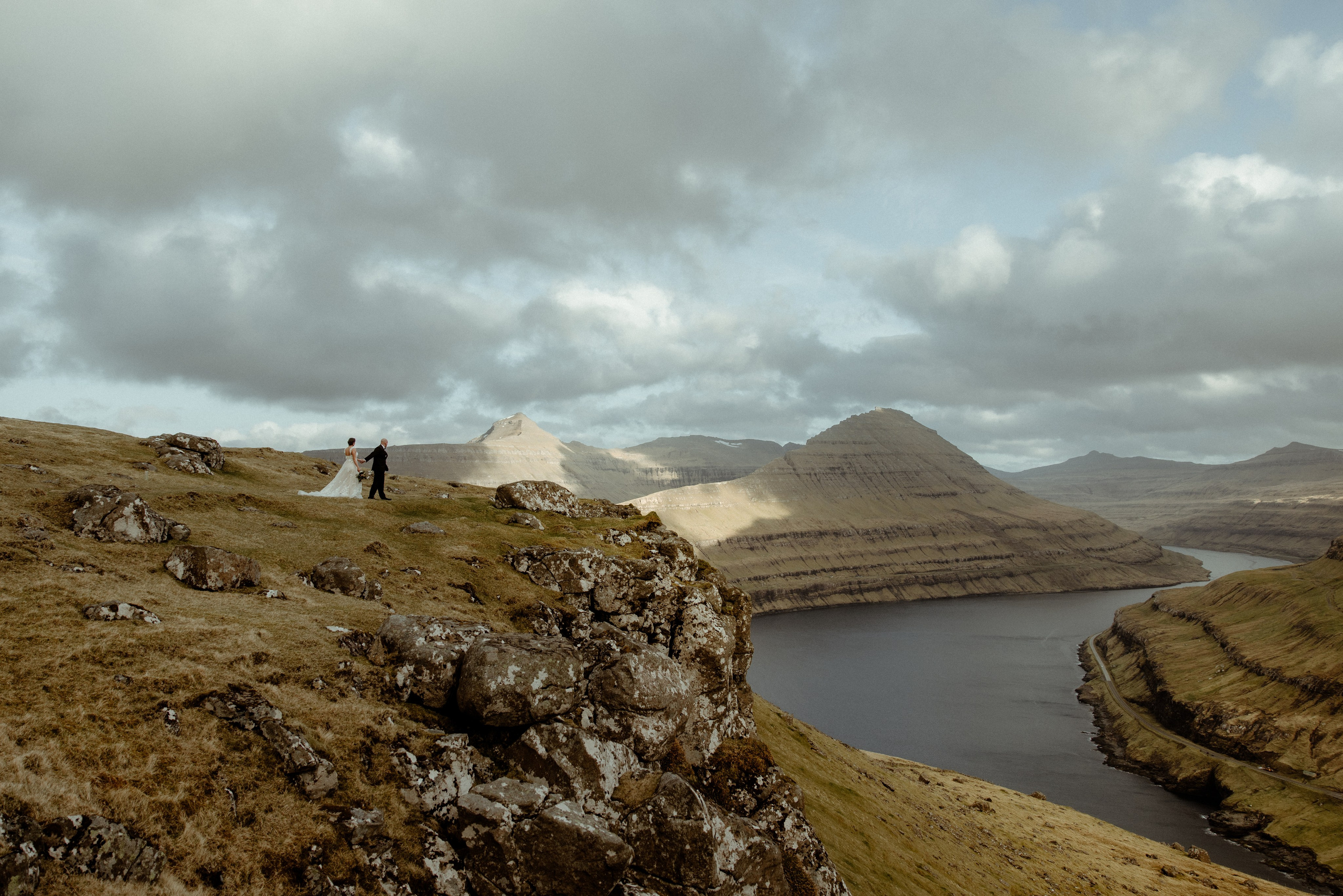 Elope at Faroe islands to celebrate 10 years anniversary. Iceland elopement photographer & videographer