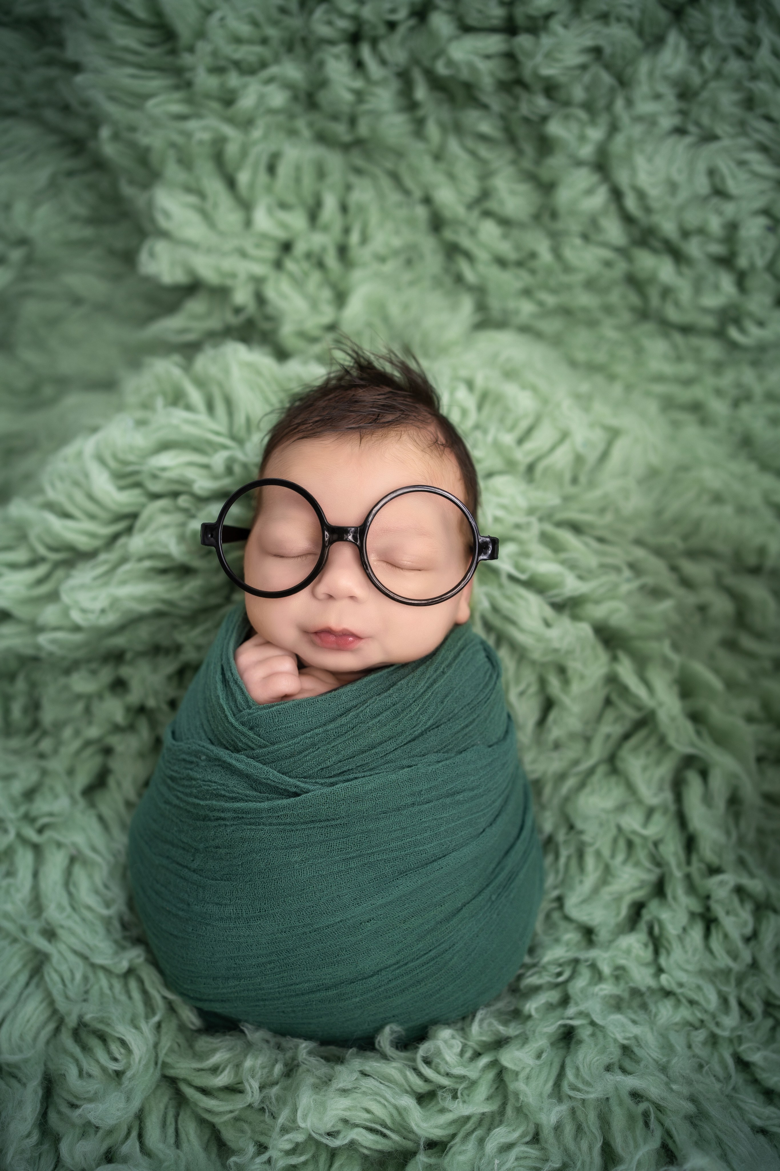 NEWBORN. BabyBumpbyCristinaH
