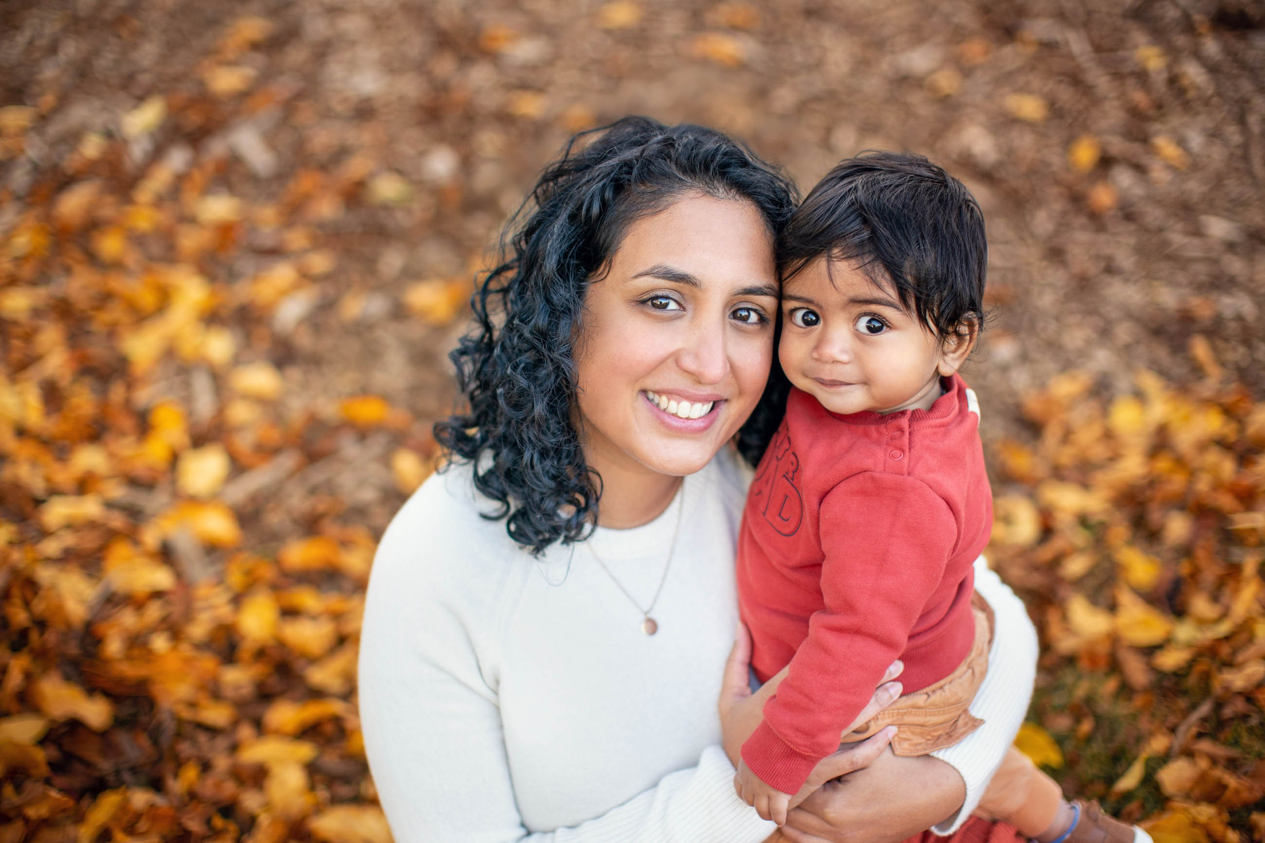 Autumn Family and Pregnancy Photoshoot in Sydney
