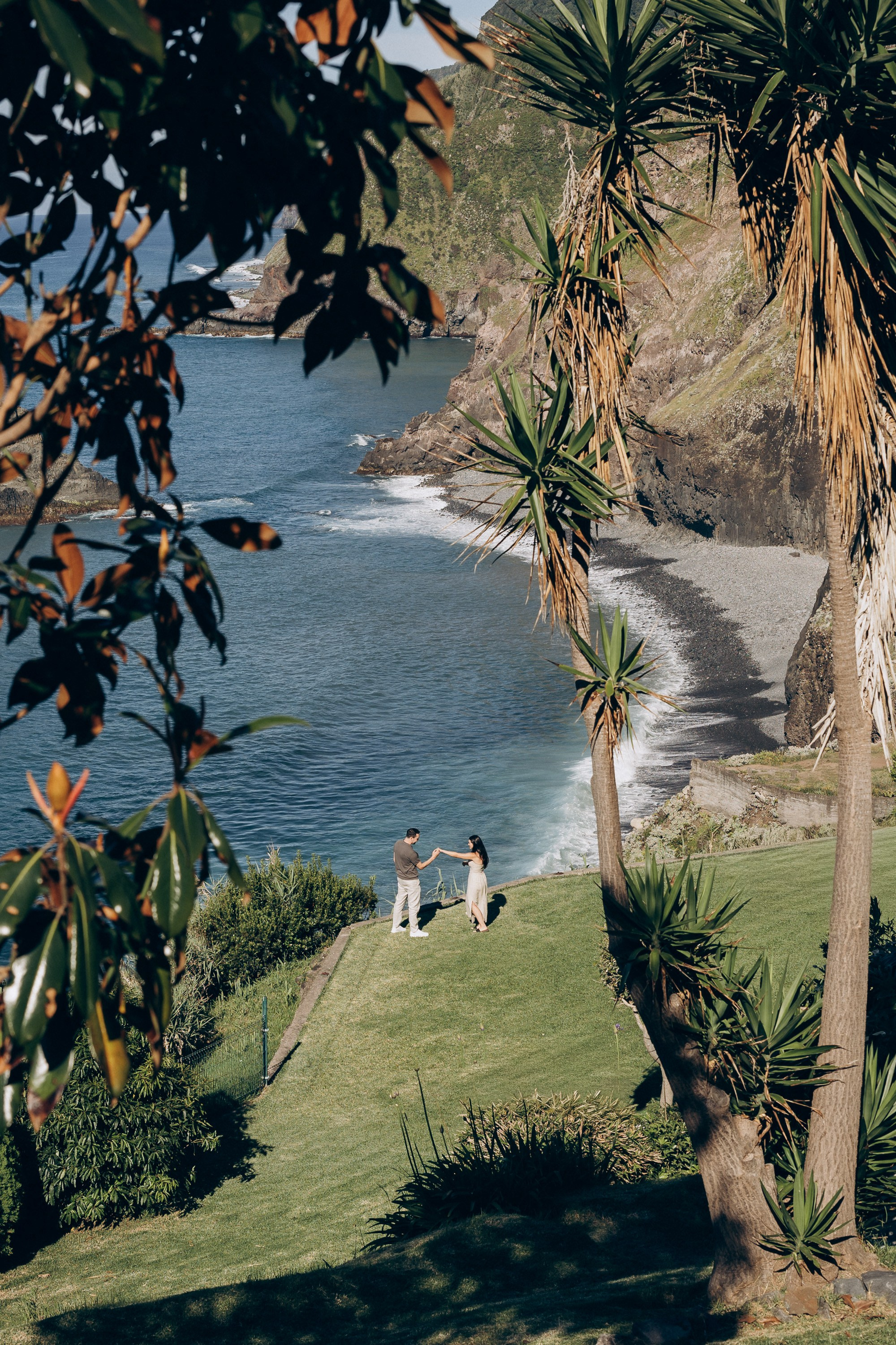 Secret Proposal at São Cristóvão, Madeira | Romantic Engagement. Fotógrafa na Madeira para casais, pedidos de casamento, elopements e casamentos íntimos | Tatiana