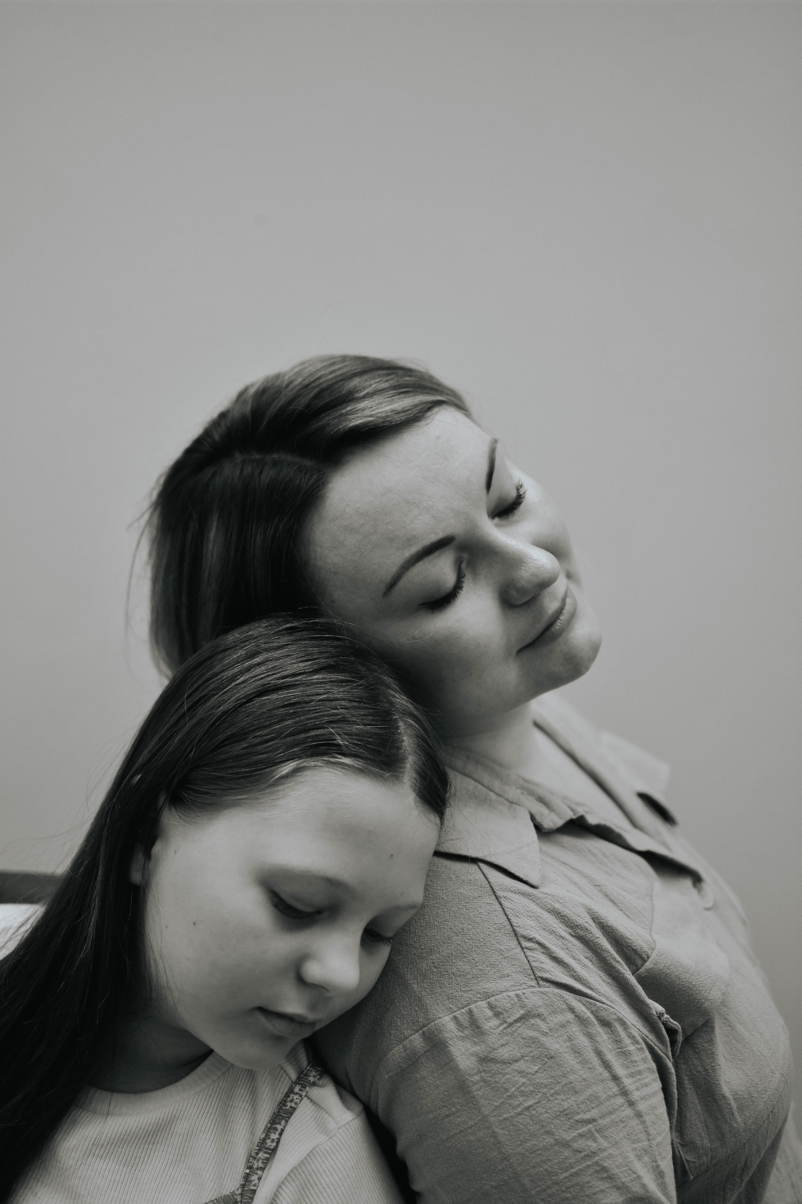 Dasha and Mira. Photographer @elmirkami in the city of Buenos Aires