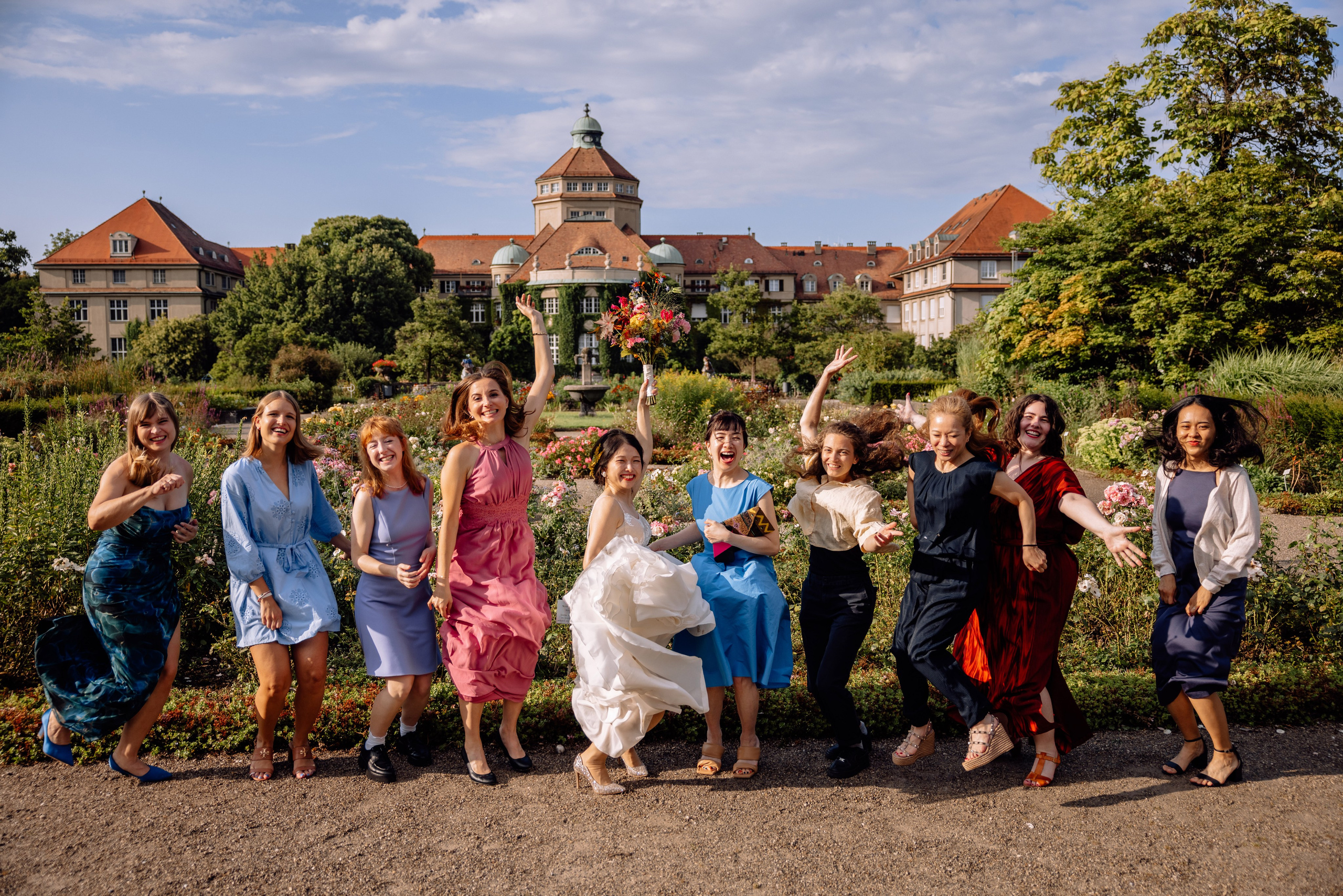 Café im Botanischen Garten. Deutsche - Japanische Hochzeit. Hochzeitsfotograf München Taufe Familienfotograf Tanja Mauke