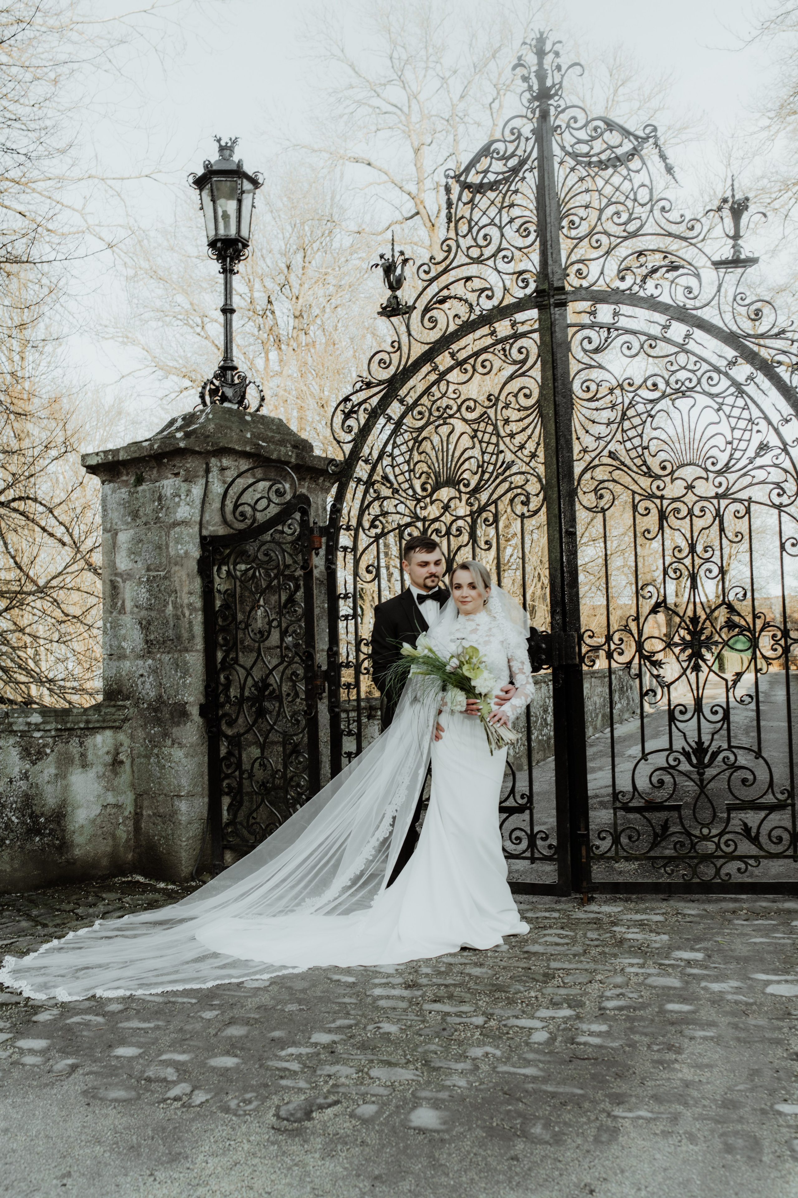 Hochzeit von Celine und Felix im Schloss Schilingsfürst. Anna Saribekyan – Beste Hochzeitsfotografin in Würzburg, Top 10 in Deutschland