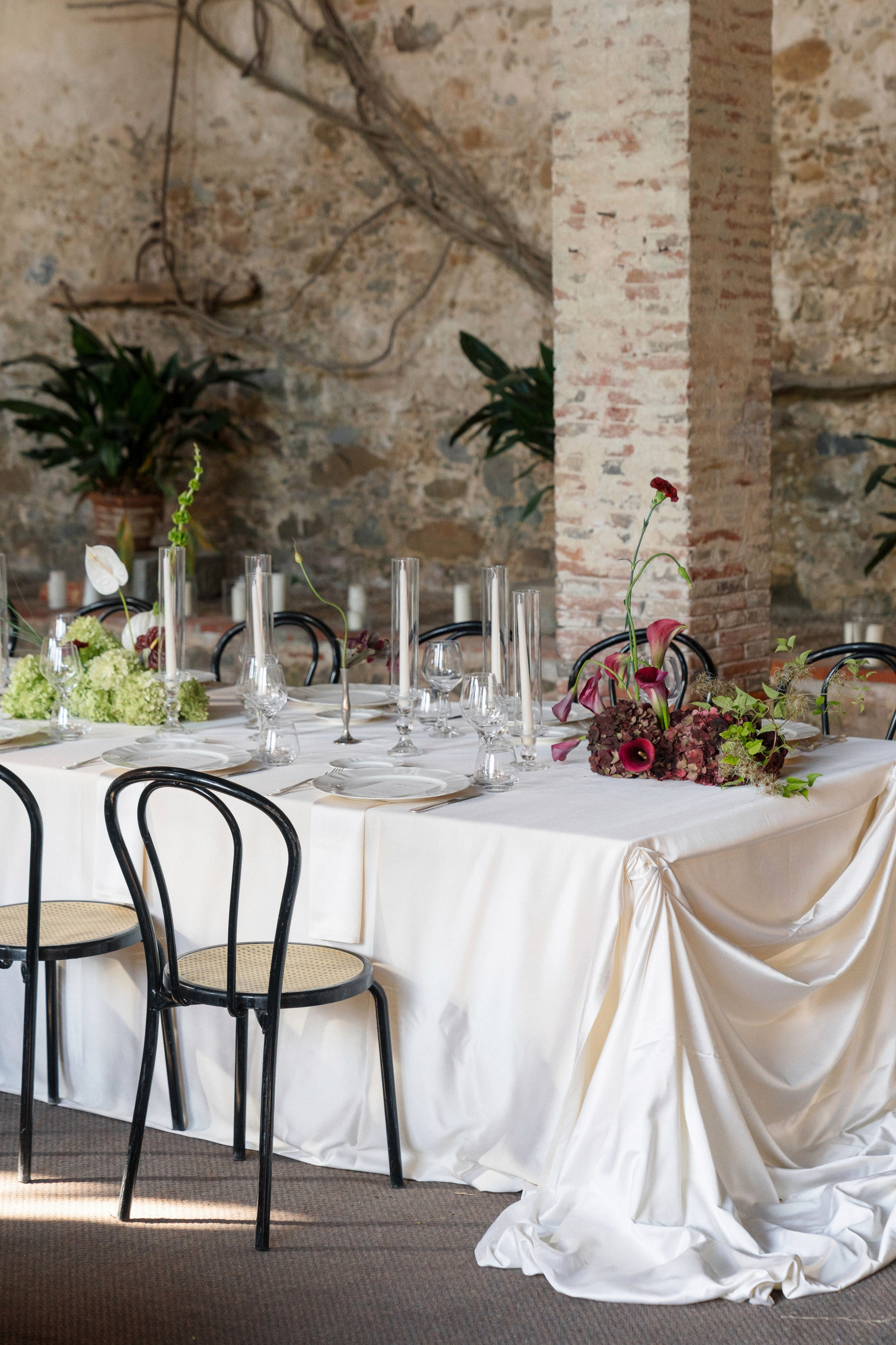Alissa & Jakob · Villa Grabau, Tuscany. Raw Studio: Capturing Elegant weddings accross Europe