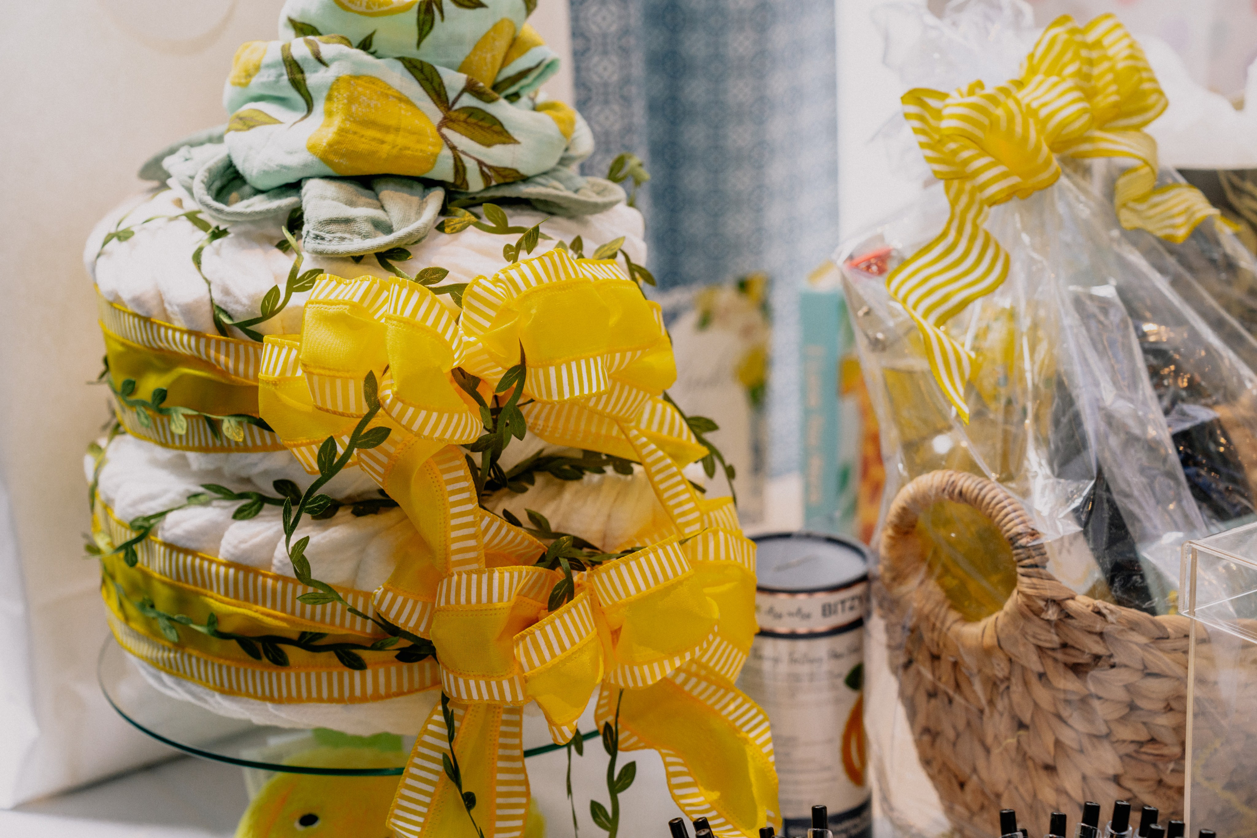 Indoor Baby Shower Photography – Cozy & Intimate Celebration. Alisa Tant — Family and newborn photographer Bucks County, Montgomery county, Philadelphia, NJ