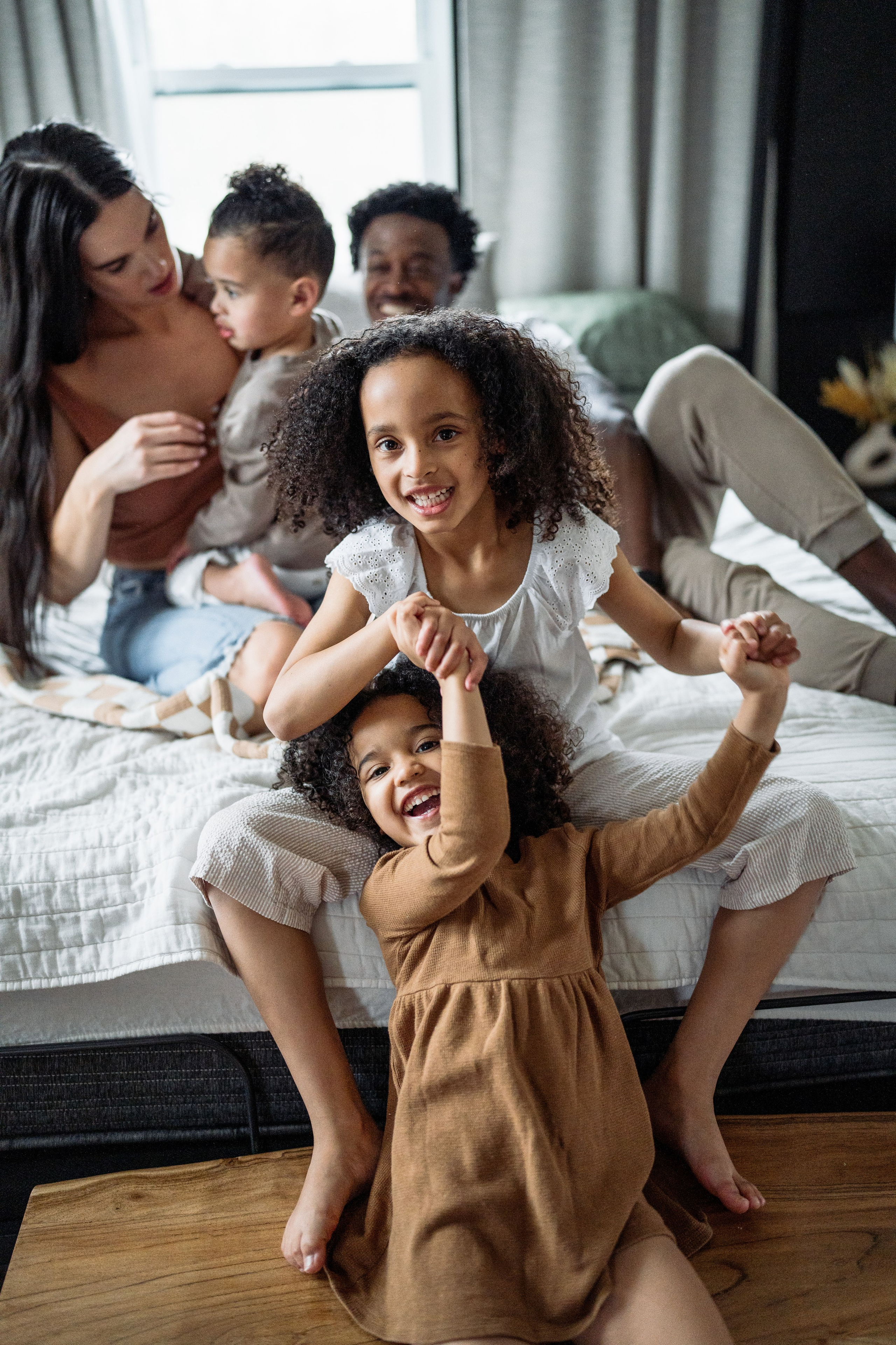 Lifestyle Family Photography – Natural & Candid Moments. Alisa Tant — Family and newborn photographer Bucks County, Montgomery county, Philadelphia, NJ