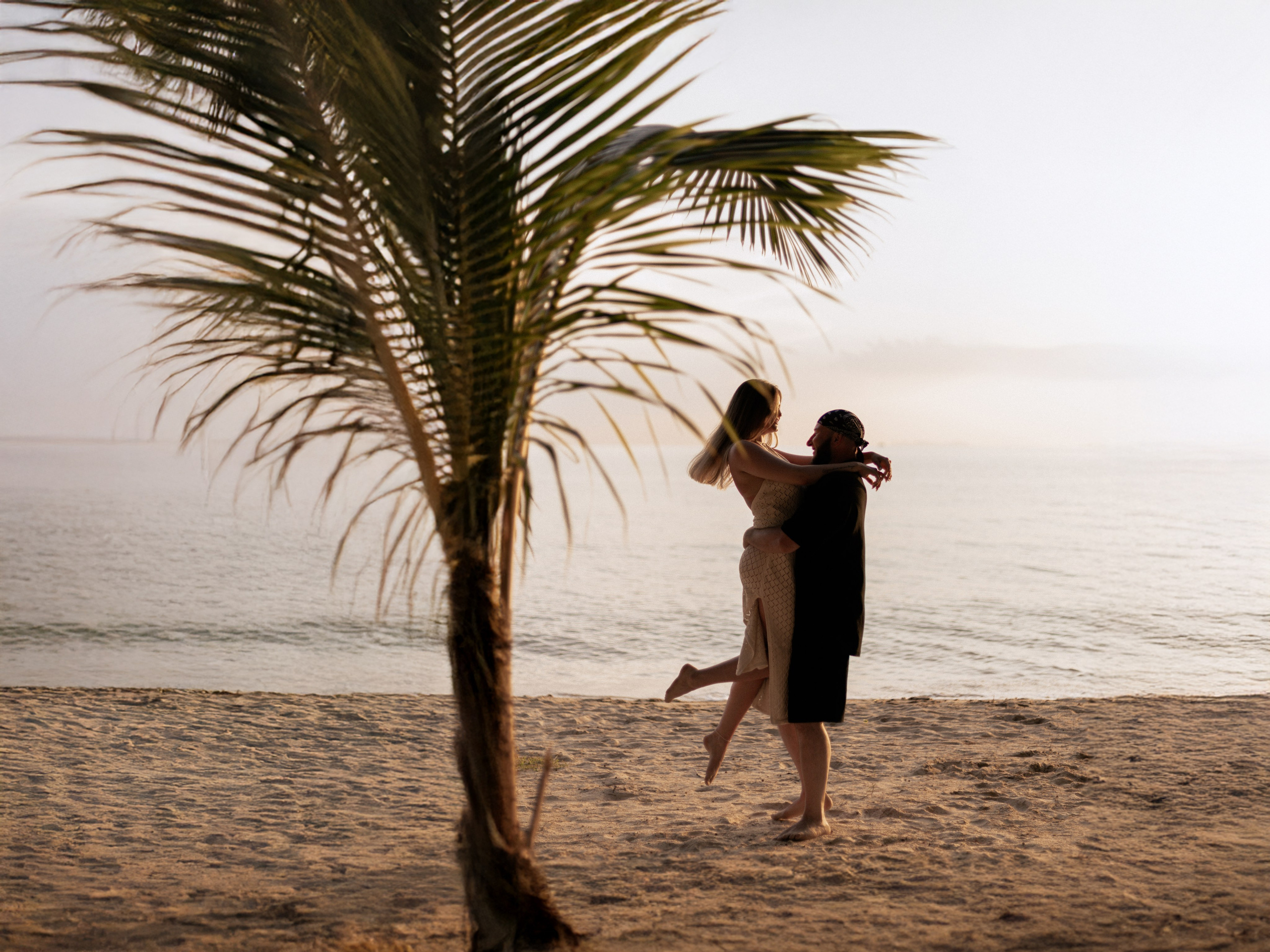 LOVE — STORY. Photographer on Koh Samui Elena