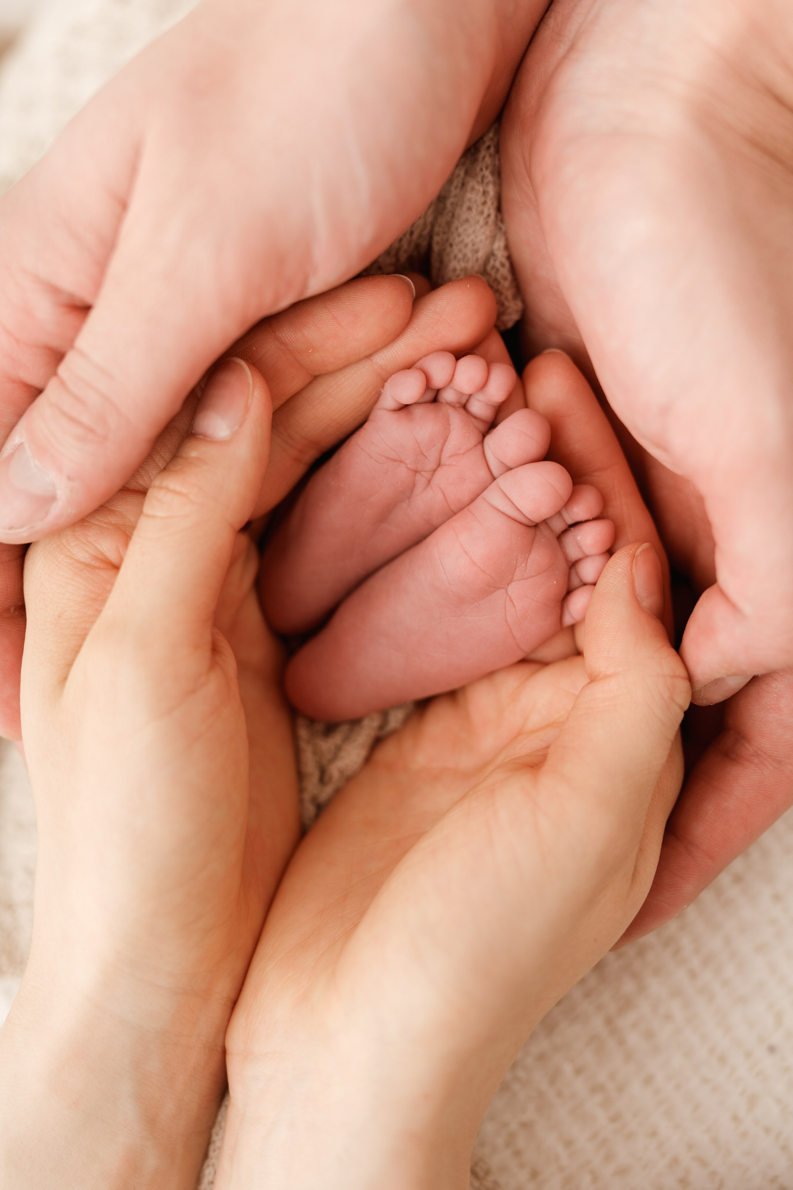 Sesja noworodkowa malutkiej Kaji. Fotograf Łódź - sesja ciążowa, noworodkowa, dziecięca. Studio w Łodzi