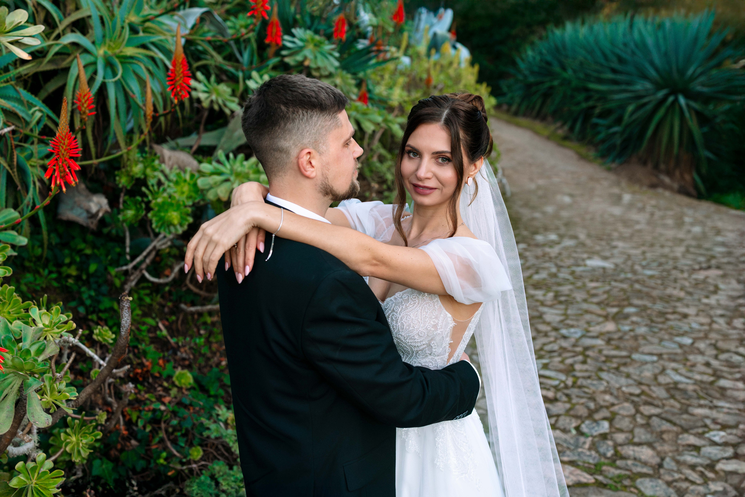 Irina & Max Elopment Sintra. Filmes e Fotografia Cinematográfica de Casamento em Portugal | Ricardo & Mary Pictures