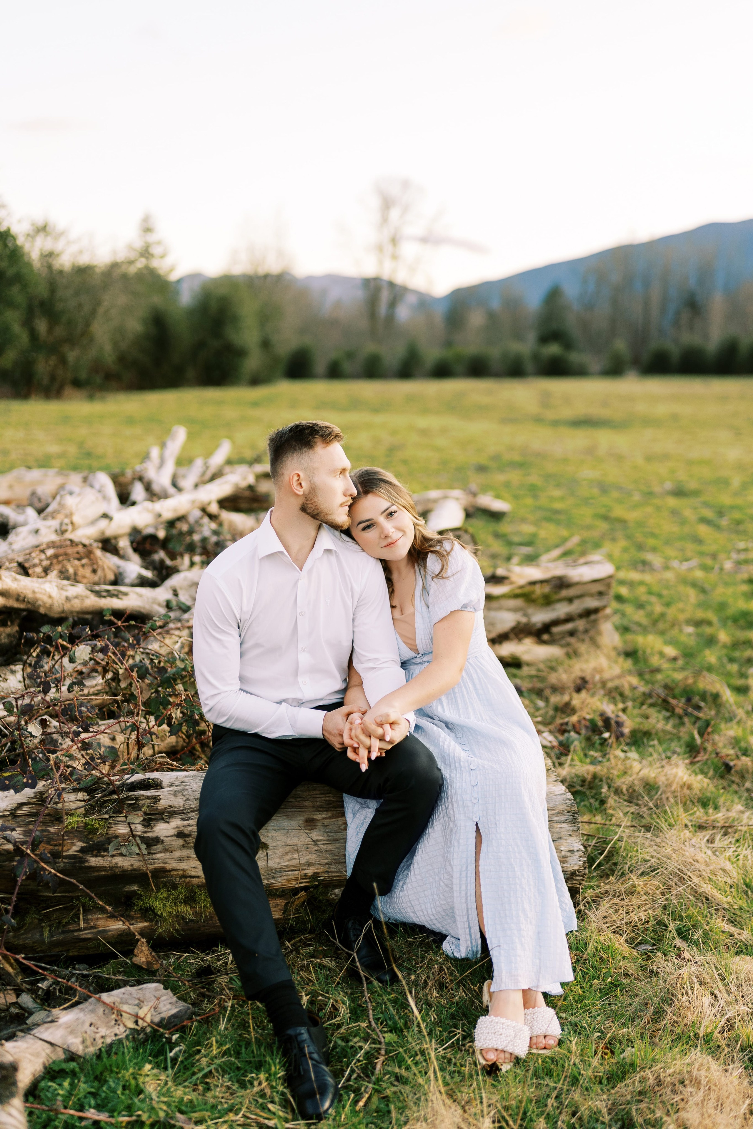 Engagement photo shoot/ Dmitry and Julia/ February 2024. North Bend, Washington. EVAN ARISTOV WEDDING PHOTOGRAPHY — Seattle Wedding Photographer