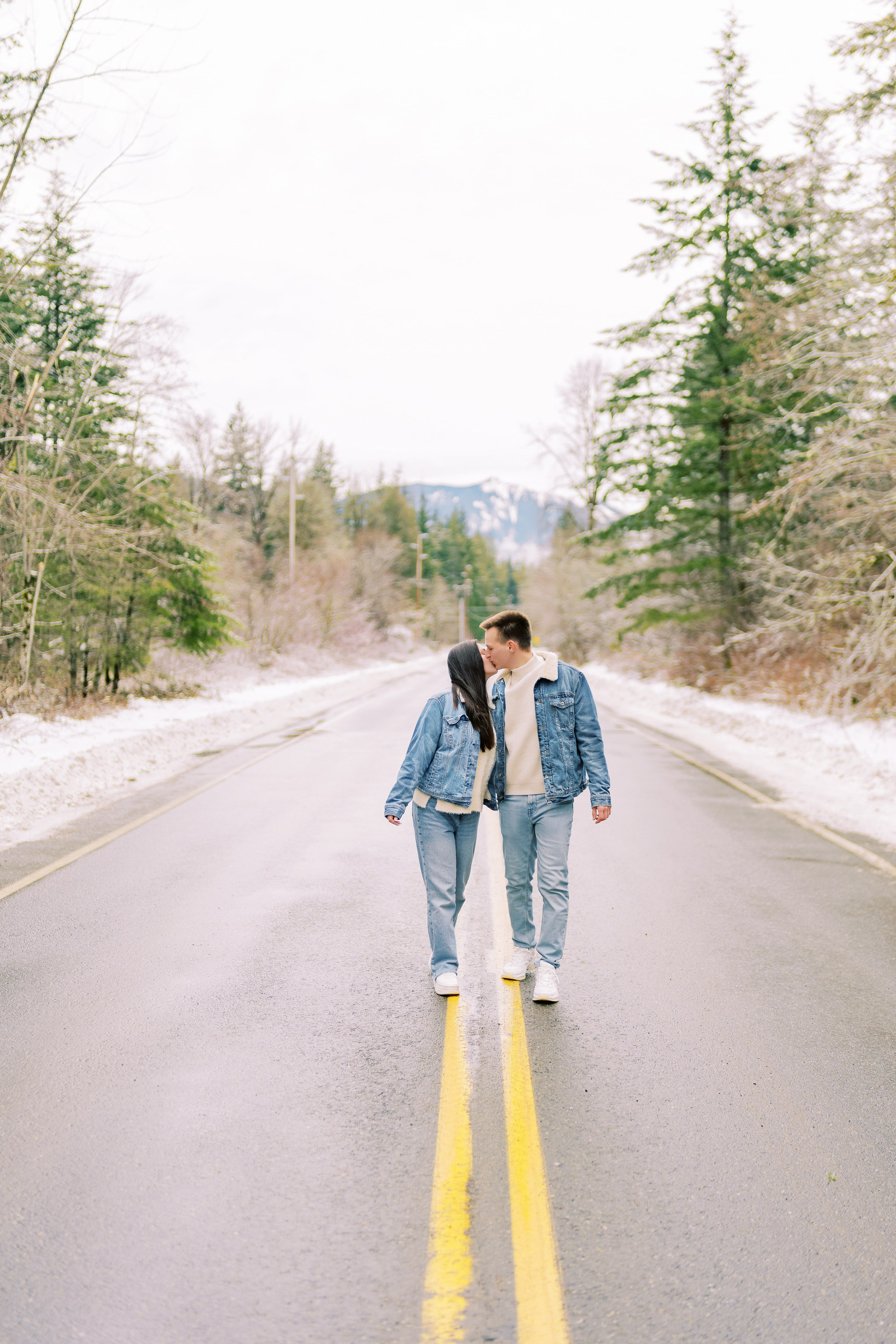 Irina & Bogdan / January 2024. Rattlesnake Lake, WA. EVAN ARISTOV WEDDING PHOTOGRAPHY — Seattle Wedding Photographer