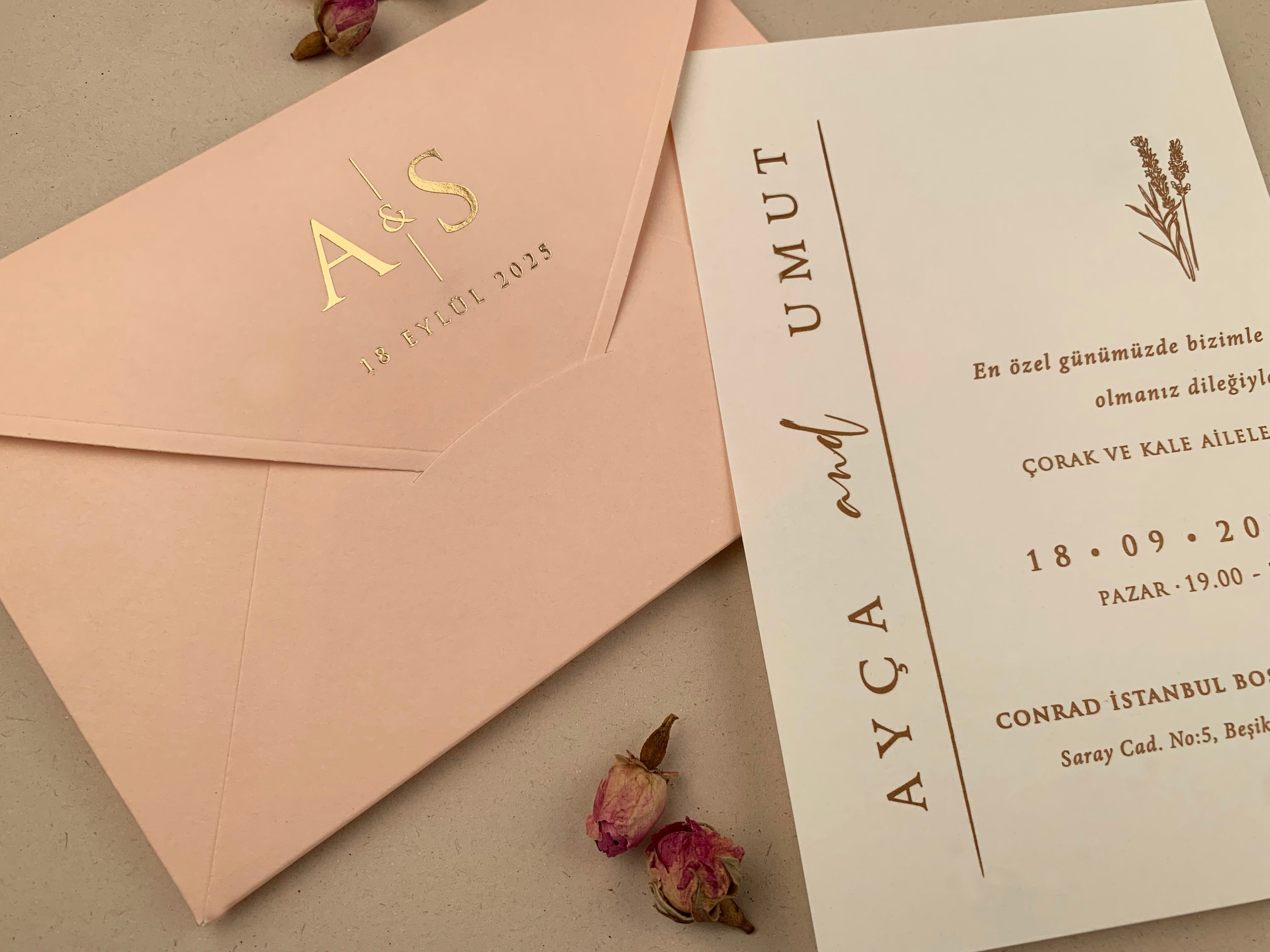 - invitații nuntă  - modele invitații nuntă  - invitații nuntă 2025  - invitații de nuntă elegante  - invitații de nuntă personalizate  - invitații nuntă online  - invitații nuntă handmade  - catalog invitații nuntă  - invitații originale nuntă  - invitații de nuntă moderne  - invitații nuntă vintage  - invitații nuntă rustice  - invitații nuntă clasice  - design invitații nuntă  - invitații de nuntă cu tematică.- invitații nuntă florale  - invitații nuntă boho  - invitații nuntă aurii  - invitații nuntă minimaliste  - invitații nuntă cu sigiliu  - invitații nuntă cu acuarelă  - invitații nuntă cu fotografie  - invitații nuntă cu inițiale  - invitații nuntă elegante alb-negru  - invitații nuntă cu hârtie texturată  - invitații nuntă cu decupaj laser  - invitații nuntă cu flori uscate. - print invitații nuntă  - invitații nuntă personalizate cu numele mirilor  - invitații nuntă cu plic inclus  - invitații nuntă cu cartolină dublă  - invitații nuntă calitate premium  - invitații nuntă ieftine  - invitații nuntă rapide.- invitații nuntă România  - invitații nuntă București / Botoșani . Iași suceava- invitații nuntă cu livrare în țară  - invitații nuntă online România.- „Invitație de nuntă elegantă cu design floral și plic crem”  - „Model de invitație de nuntă vintage cu sigiliu de ceară”  - „Set complet invitații de nuntă personalizate cu inițialele mirilor”  - „Invitație de nuntă modernă cu design minimalist și text negru pe fundal alb”  - „Invitație de nuntă rustică pe hârtie kraft cu șnur de iută”  - „Invitație de nuntă cu decupaj laser și detalii aurii” - „Invitație de nuntă în stil boho cu imprimeu floral colorat”  - „Invitație romantică de nuntă cu flori uscate și panglică din satin”  - „Invitație de nuntă clasică cu monogramă și font caligrafic”  - „Invitație de nuntă în stil glamour cu folie aurie și text embosat”- „Model de invitație de nuntă 2025 cu design elegant și font modern”  - „Cele mai noi invitații de nuntă 2025 – stil floral, sofisticat”