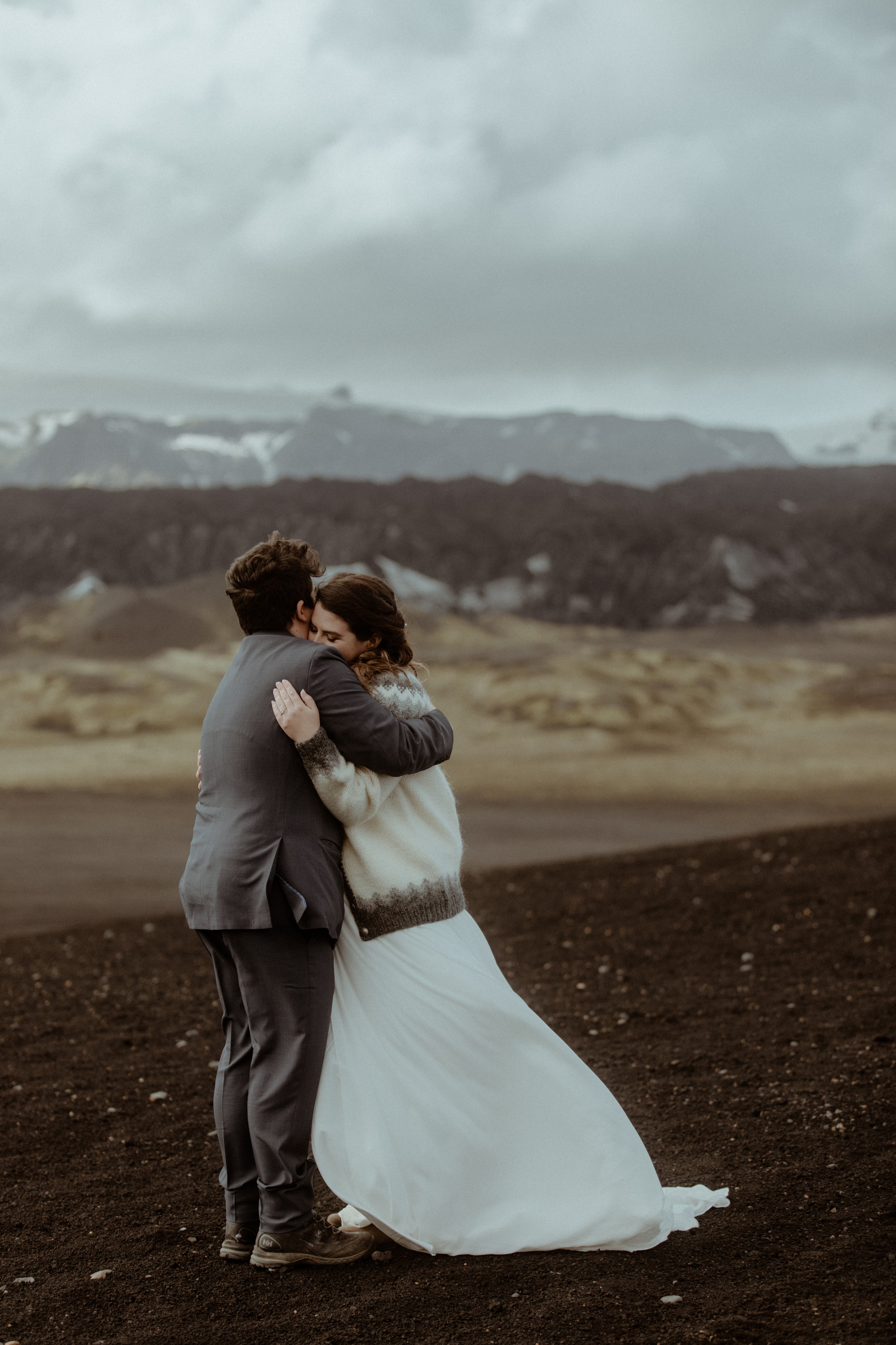 Elopement at Black sand beach in Iceland. Iceland elopement photographer & videographer