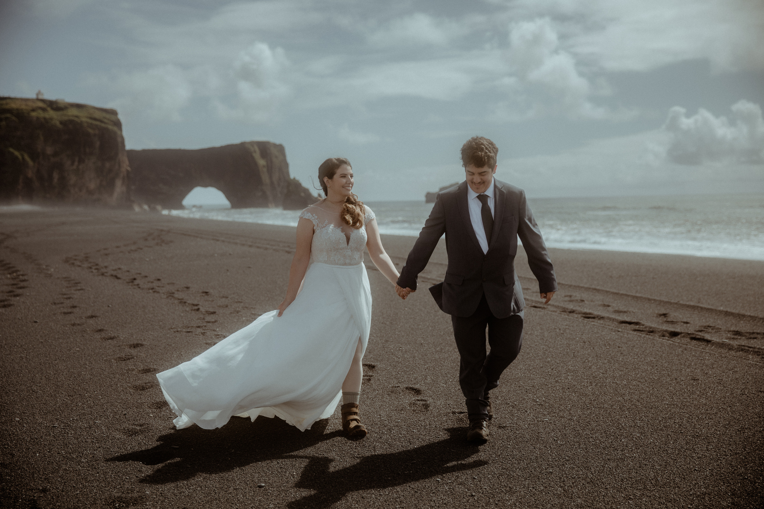 Elopement at Black sand beach in Iceland. Iceland elopement photographer & videographer