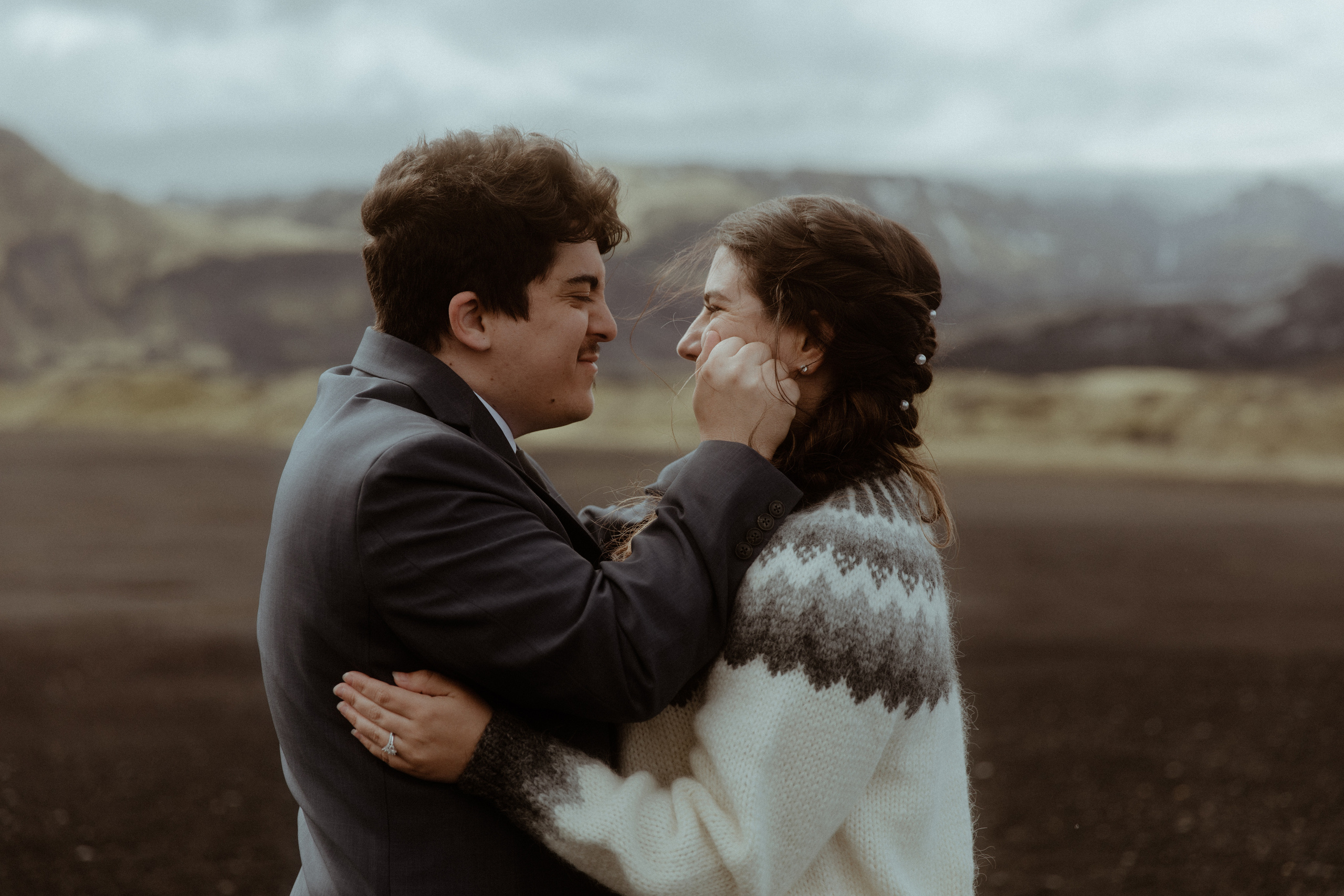 Elopement at Black sand beach in Iceland. Iceland elopement photographer & videographer