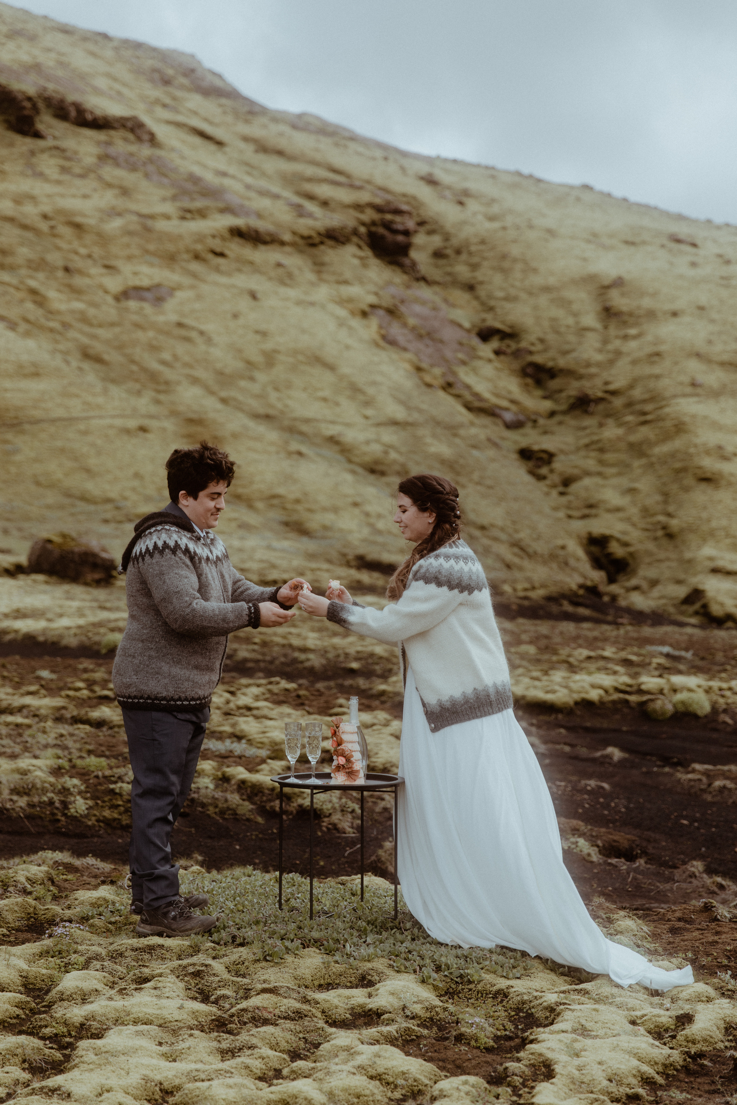 Elopement at Black sand beach in Iceland. Iceland elopement photographer & videographer